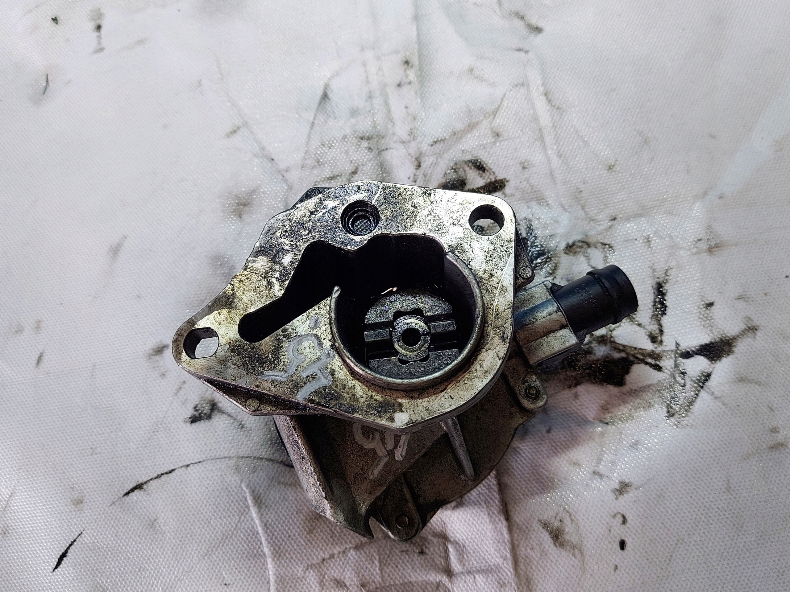 Pompa VACUM CLIO III 1.5 DCI 72238928