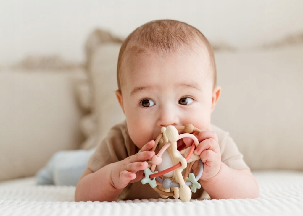 Gryzak Silikonowy dla dzieci GiliGums kosmos Minimalny wiek dziecka 0