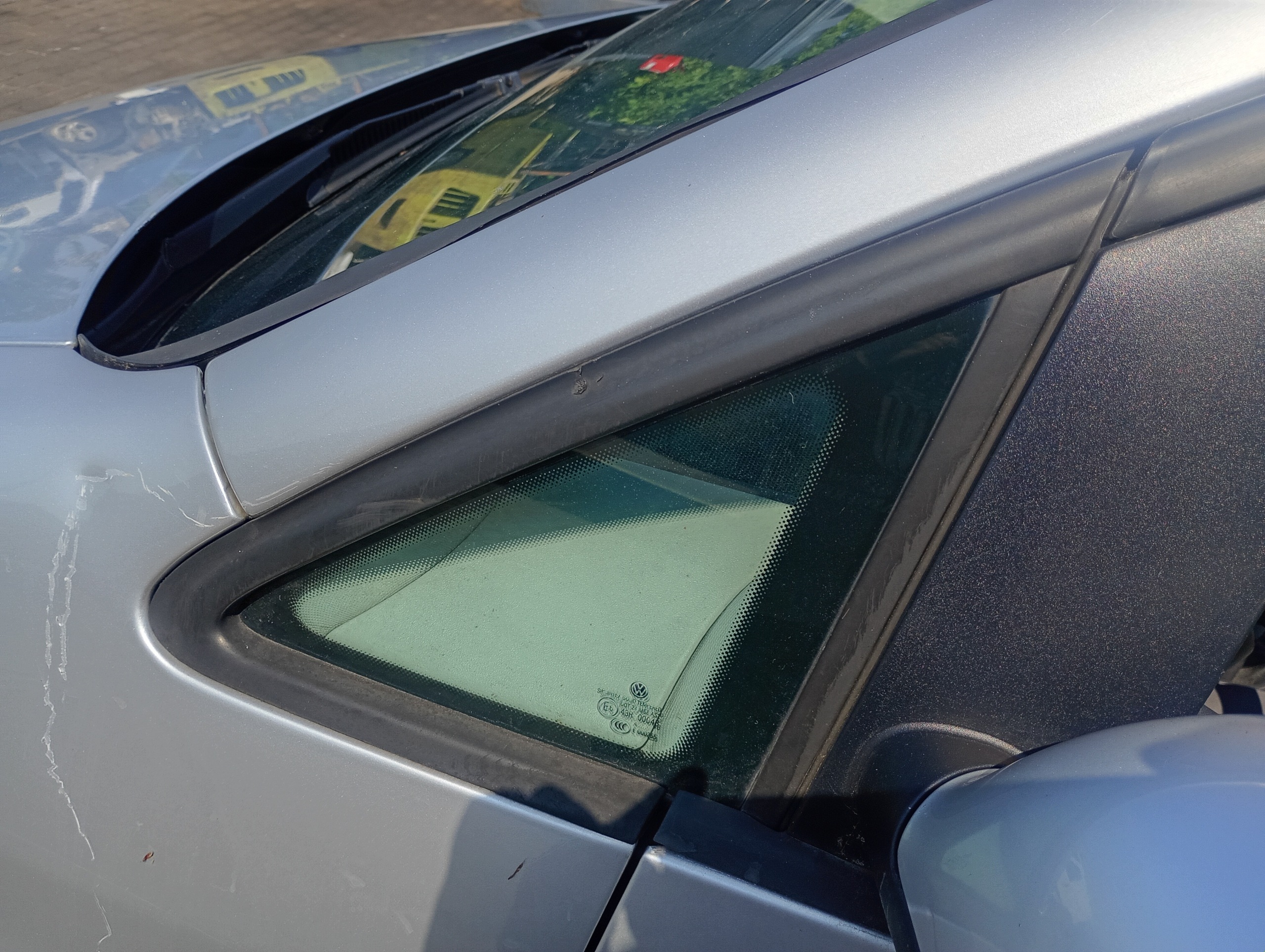 window side bodywork left front VW Touran 1 l 03-06