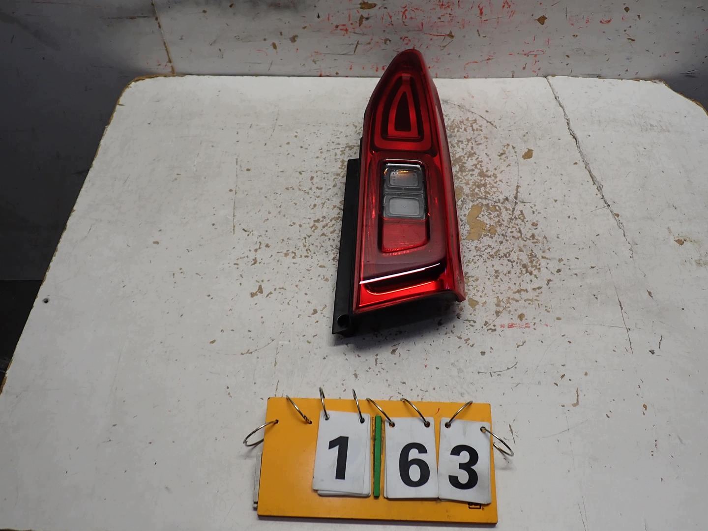 light rear part right BERLINGO IV COMBO E RIFTER PROACE CITY 2018- 9820555080