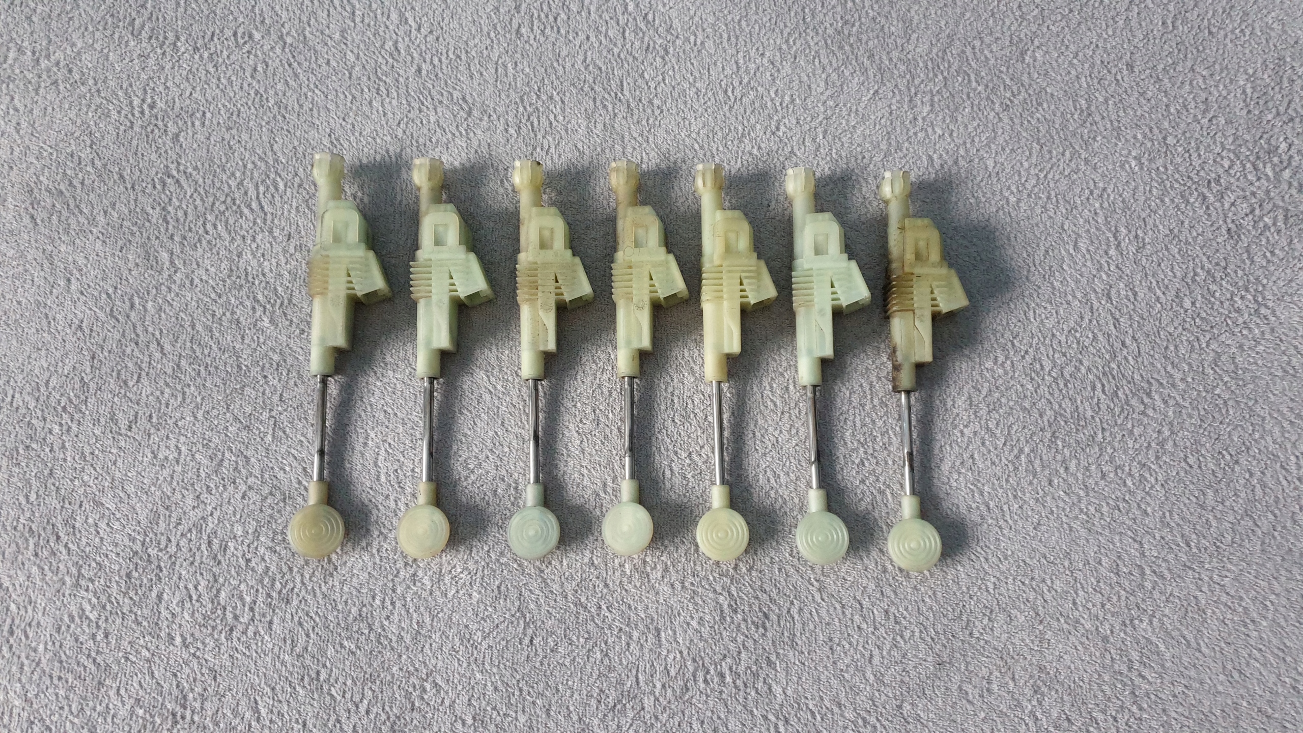 9472979 - Датчик педали сцепления VOLVO S60 S80 V70 XC70