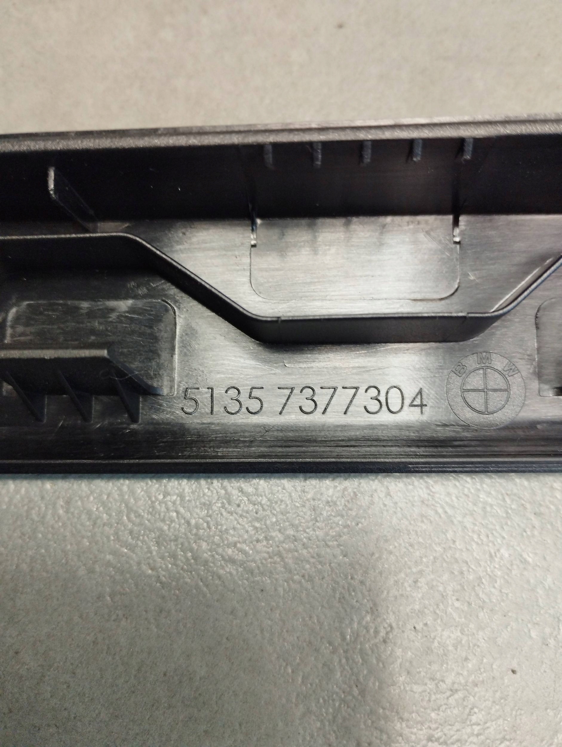 BMW 7 G11 moulding windows right rear part 7377304