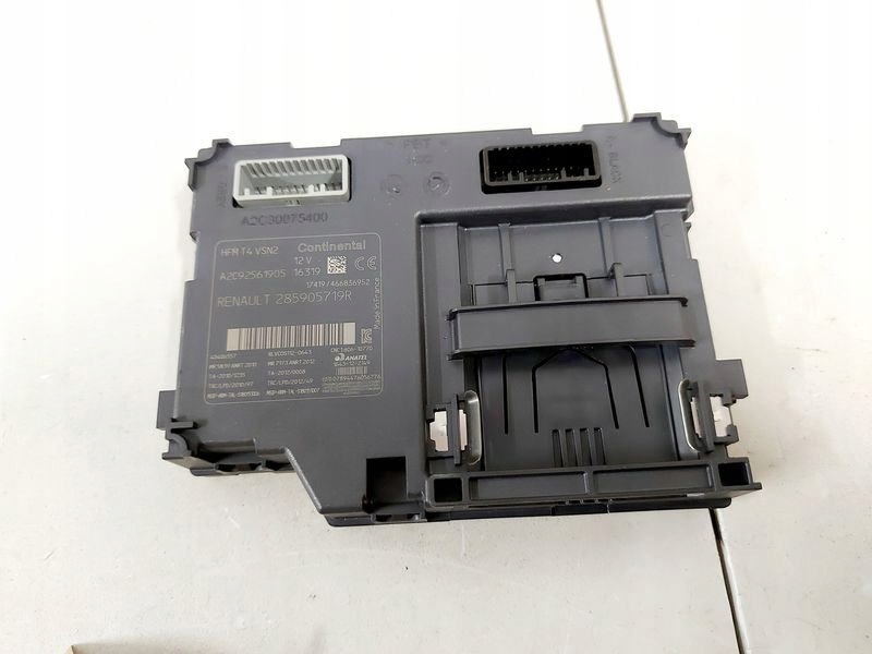 RENAULT CLIO IV 4 LIFT STACYJKA CZYTNIK KART KARTY WKŁADKA ZAMKA Producent części Renault