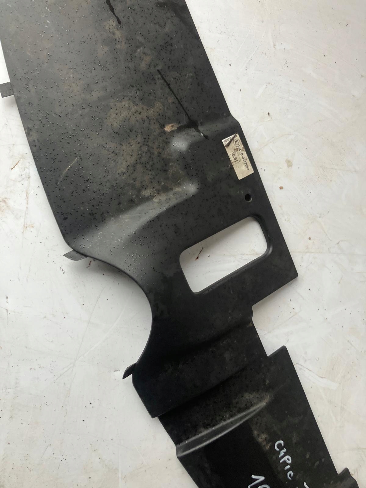 RIVESTIMENTO Anteriore C4 PICASSO II 9676038577