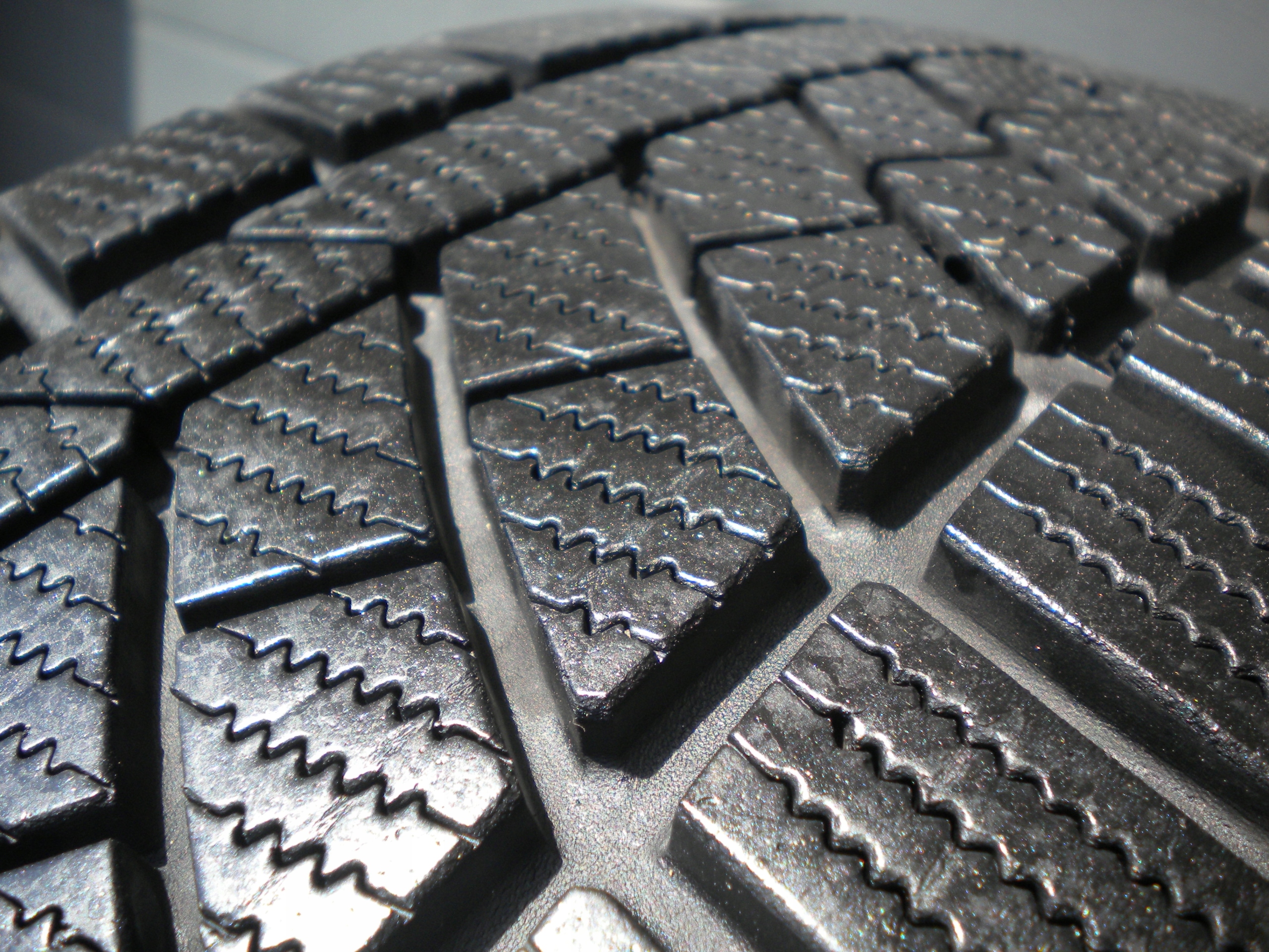 1x 205/60R16 CONTINENTAL CONTIWINTERCONTACT TS830P Kod producenta TS830P