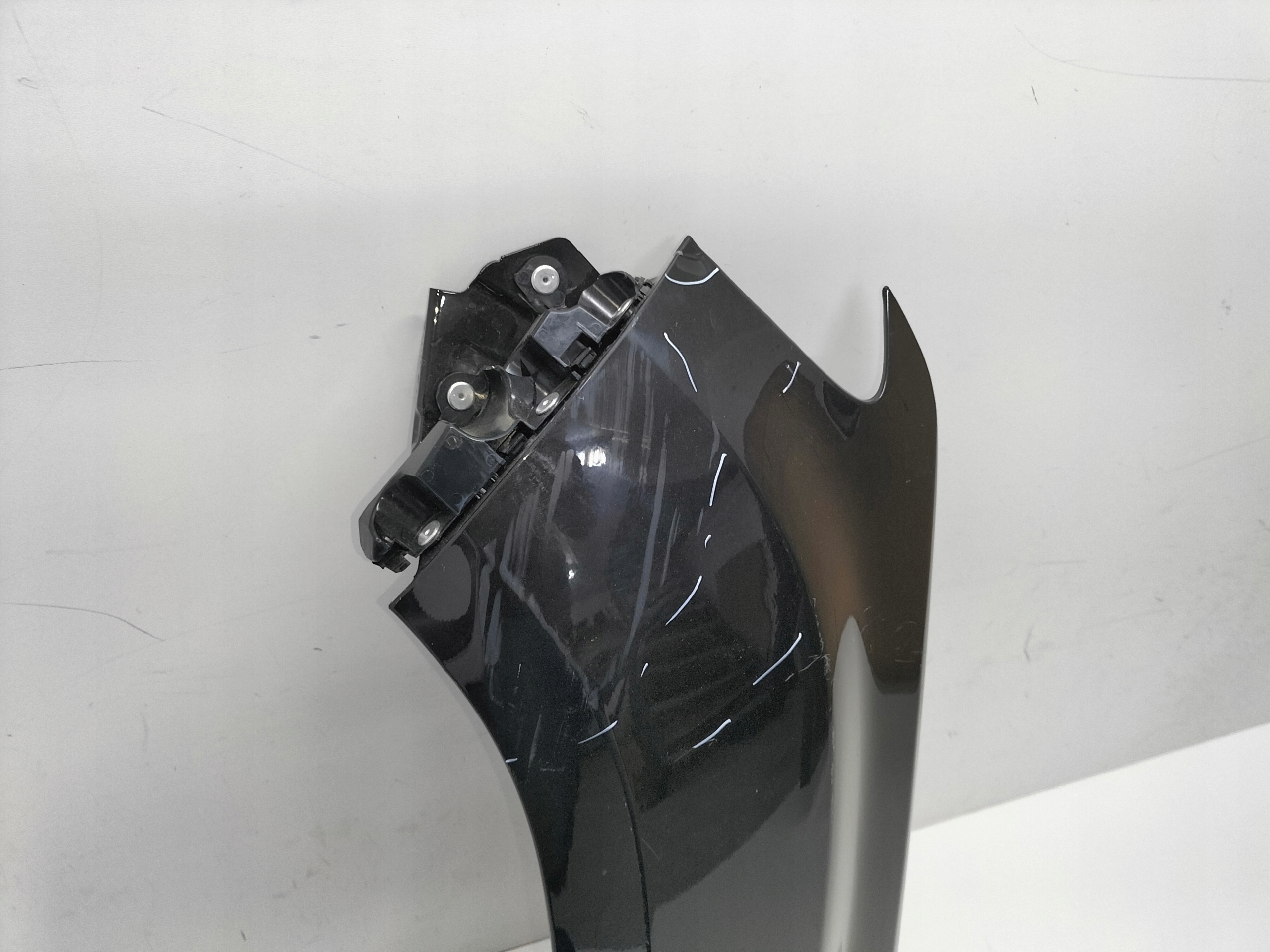 fender front front left DACIA DUSTER 2 II 17
