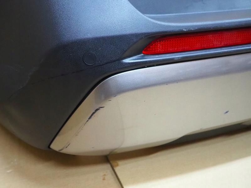 ZDERZAK TYLNY KOMPLETNY TOYOTA RAV4 V 4xPDC Typ samochodu Samochody osobowe