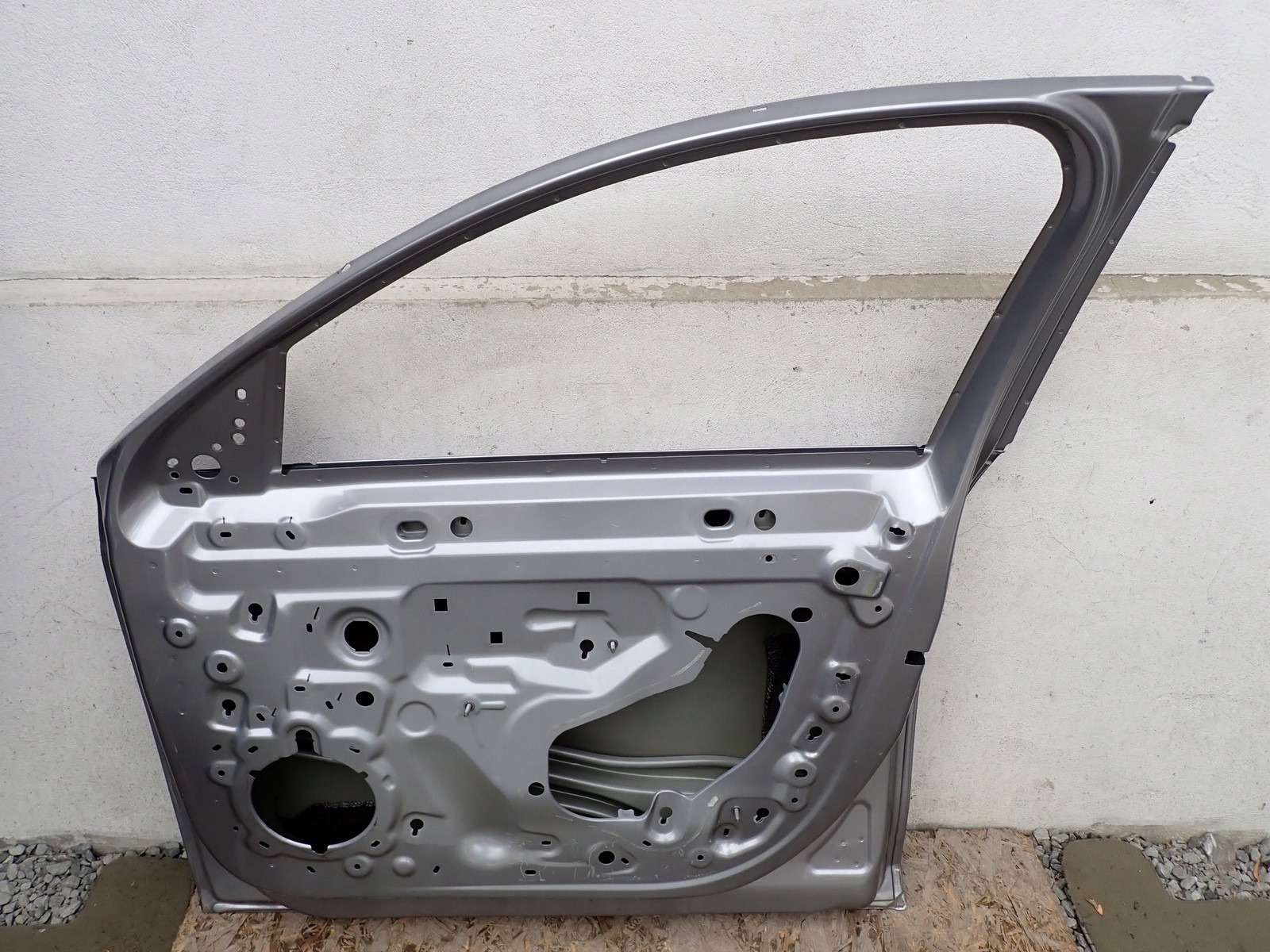 door right front right front OPEL CORSA F 68 2019- 9837705780
