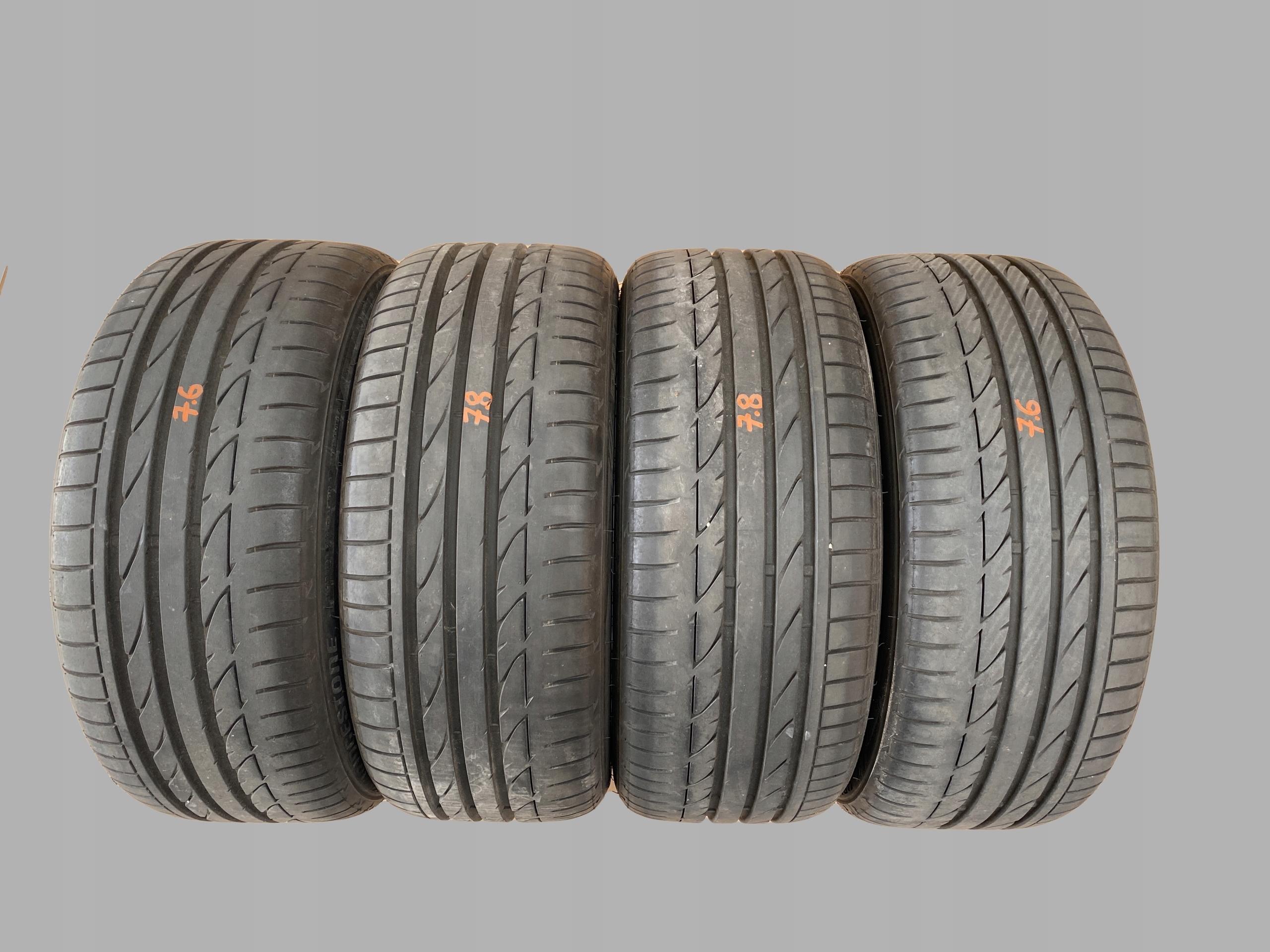 AUDI A4 A5 8W wheels discs 245/40R18 BRIDGESTONE