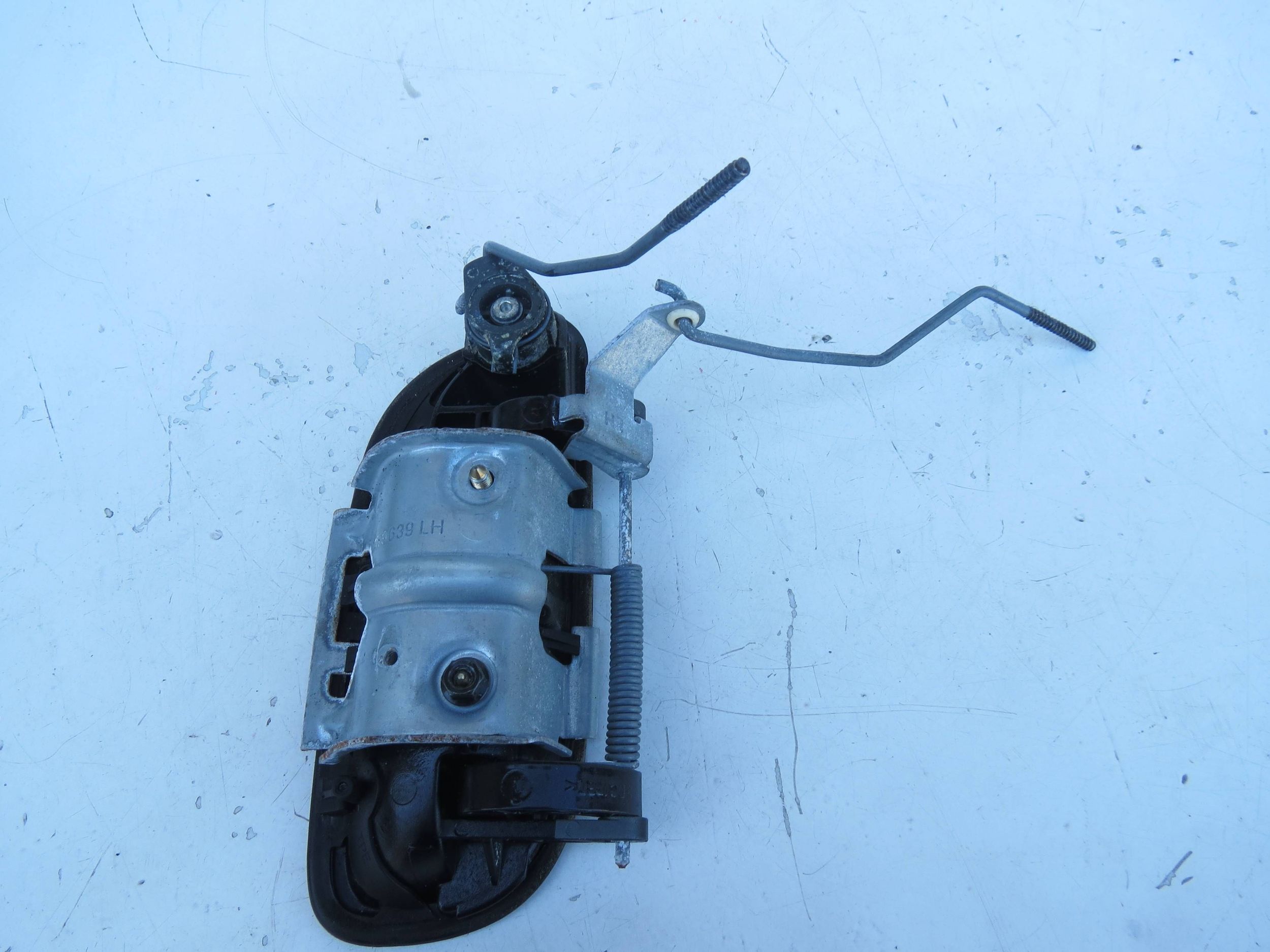 handle left front VOLVO XC70 II CROSS AWD 2.4D 185KM 2000-2007r