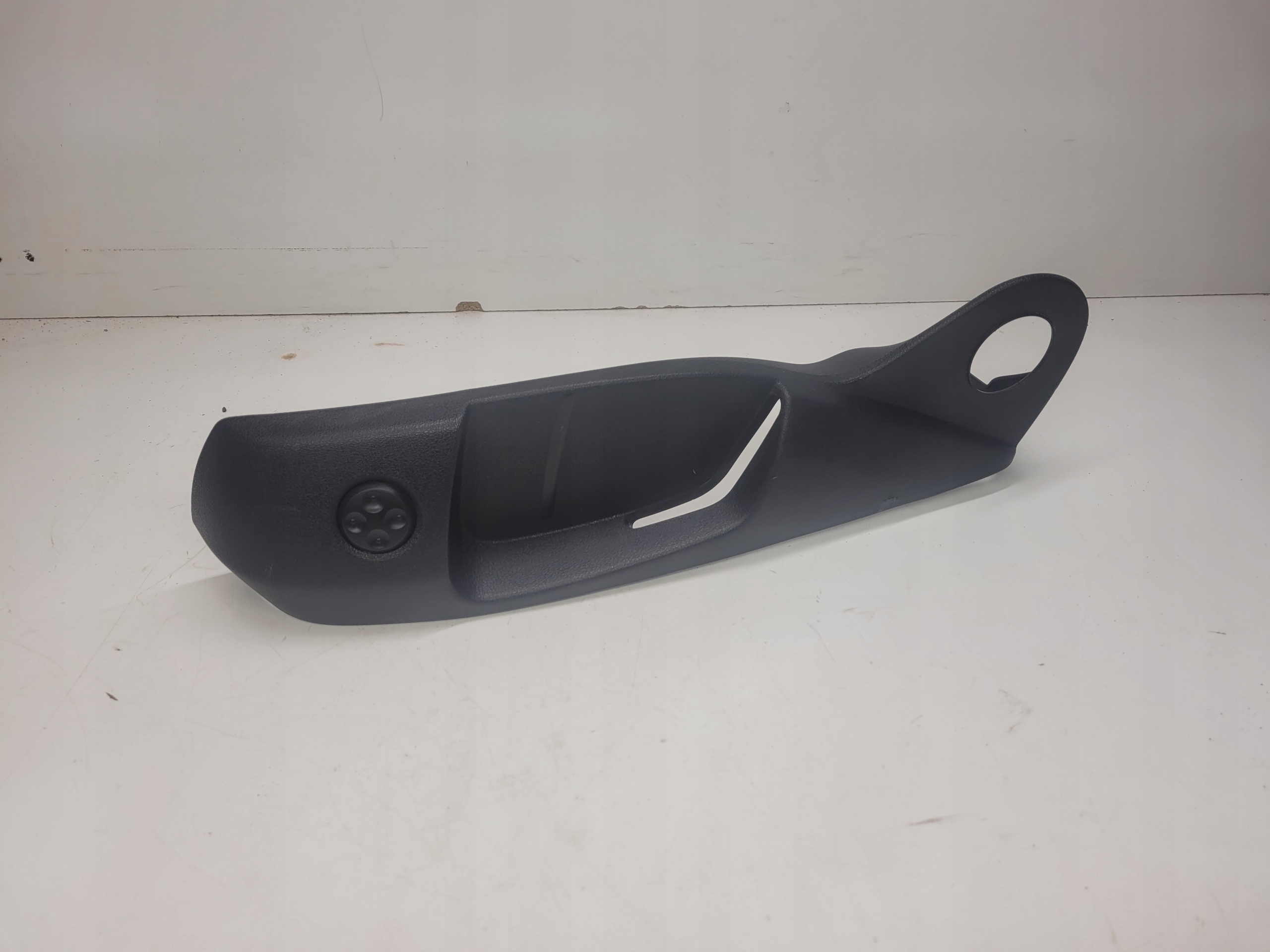 cover spoiler seat left AUDI A4 A6 8T0881325E