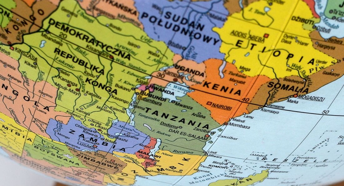 GLOBUS POLITYCZNY 32 CM STREFY CZASOWE DREWNIANA PODSTAWA POLSKIE NAPISY Kod producenta 5906727900829