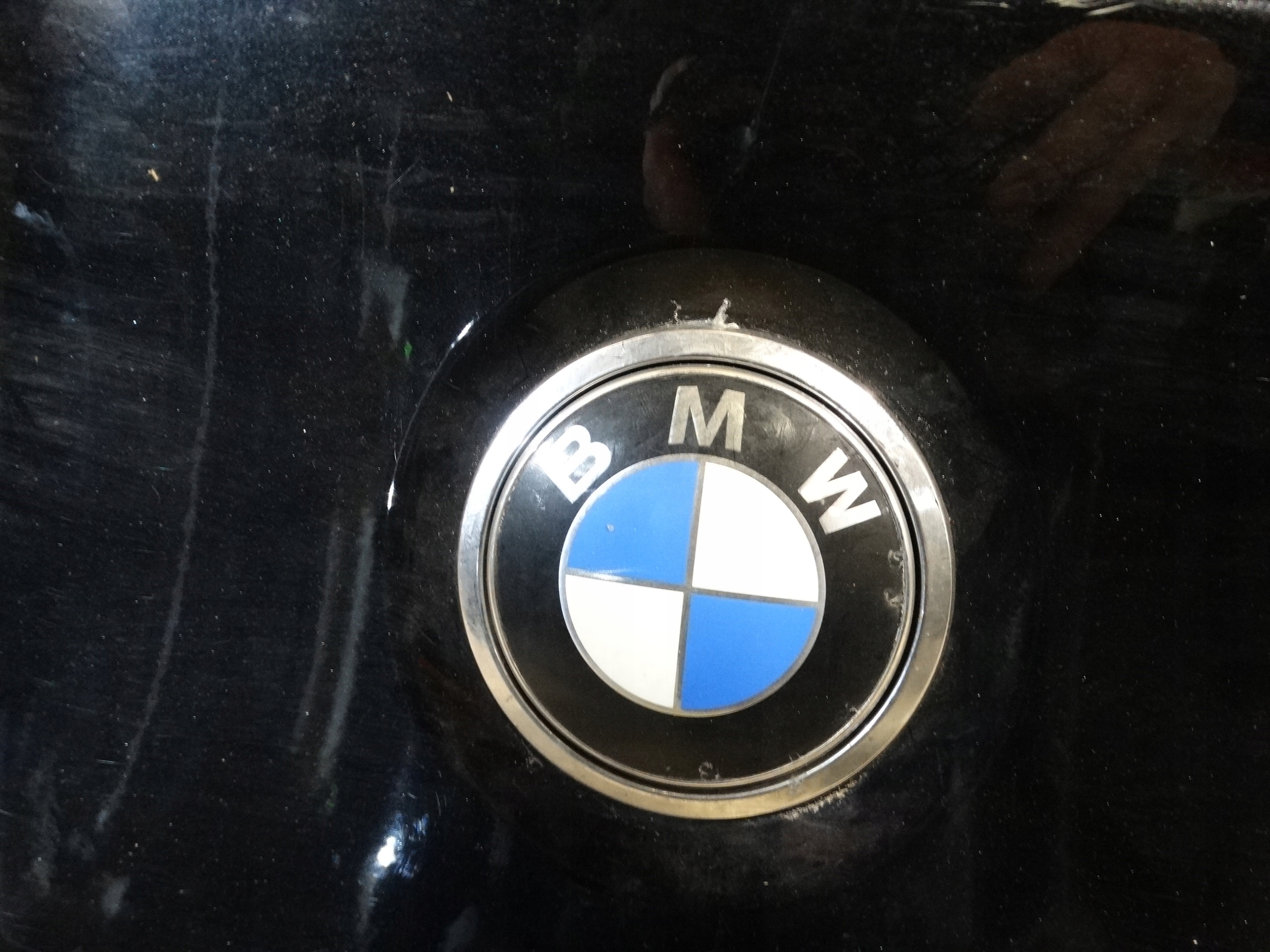 IDEALNY HECKKLAPPE BMW E63 M6 1