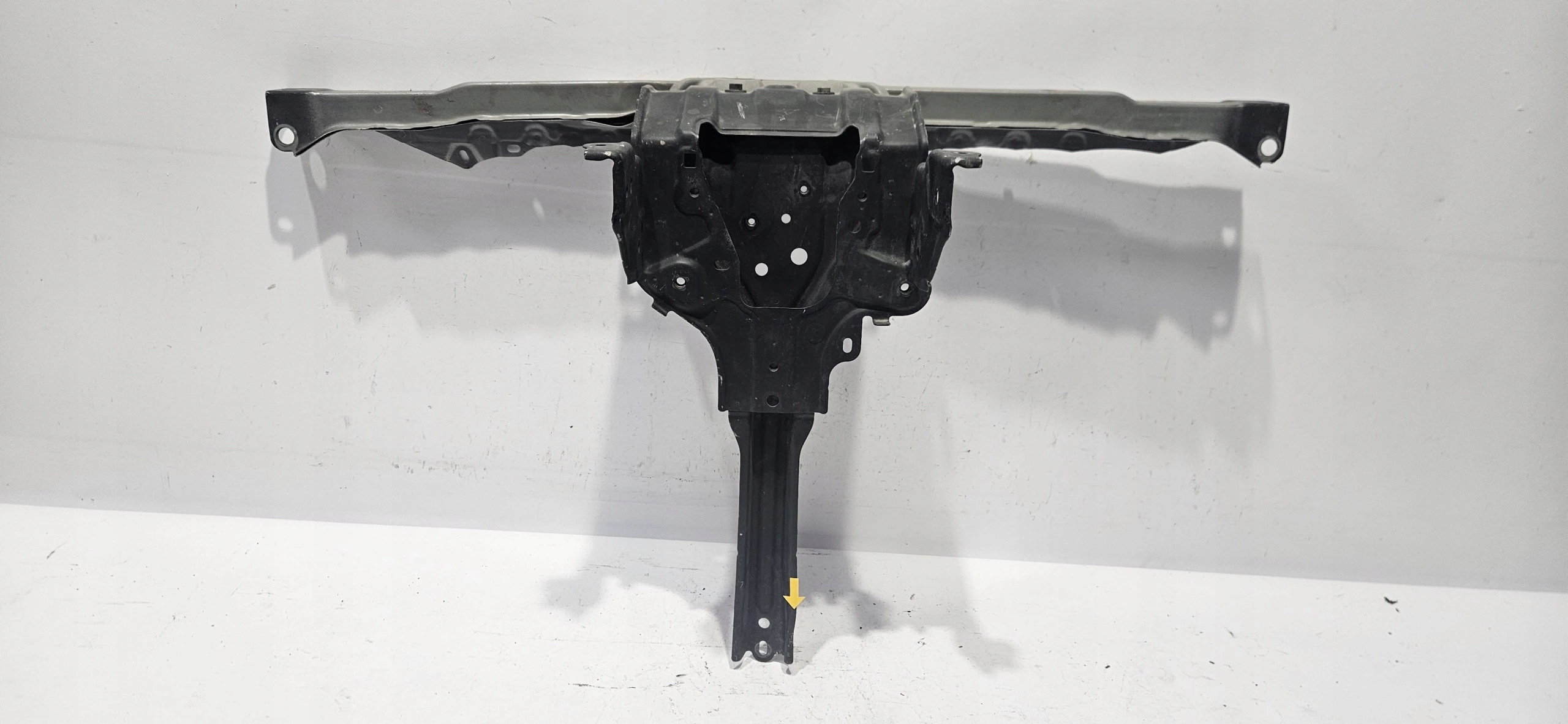 support panel for radiators upper ZAMKOWY LEXUS and 14-21 original