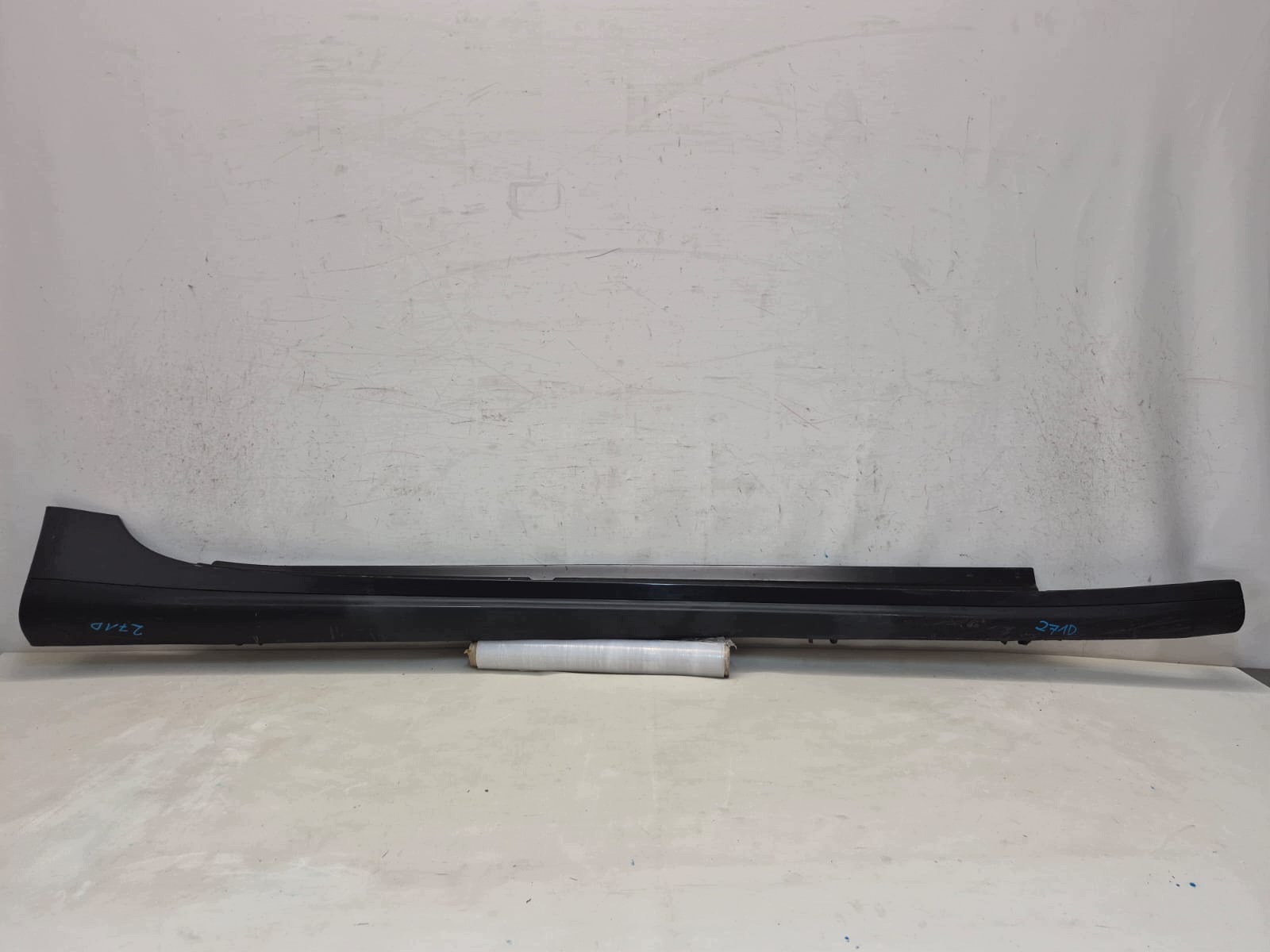 MASERATI QUATTROPORTE VI 13- moulding threshold right threshold right 670010639