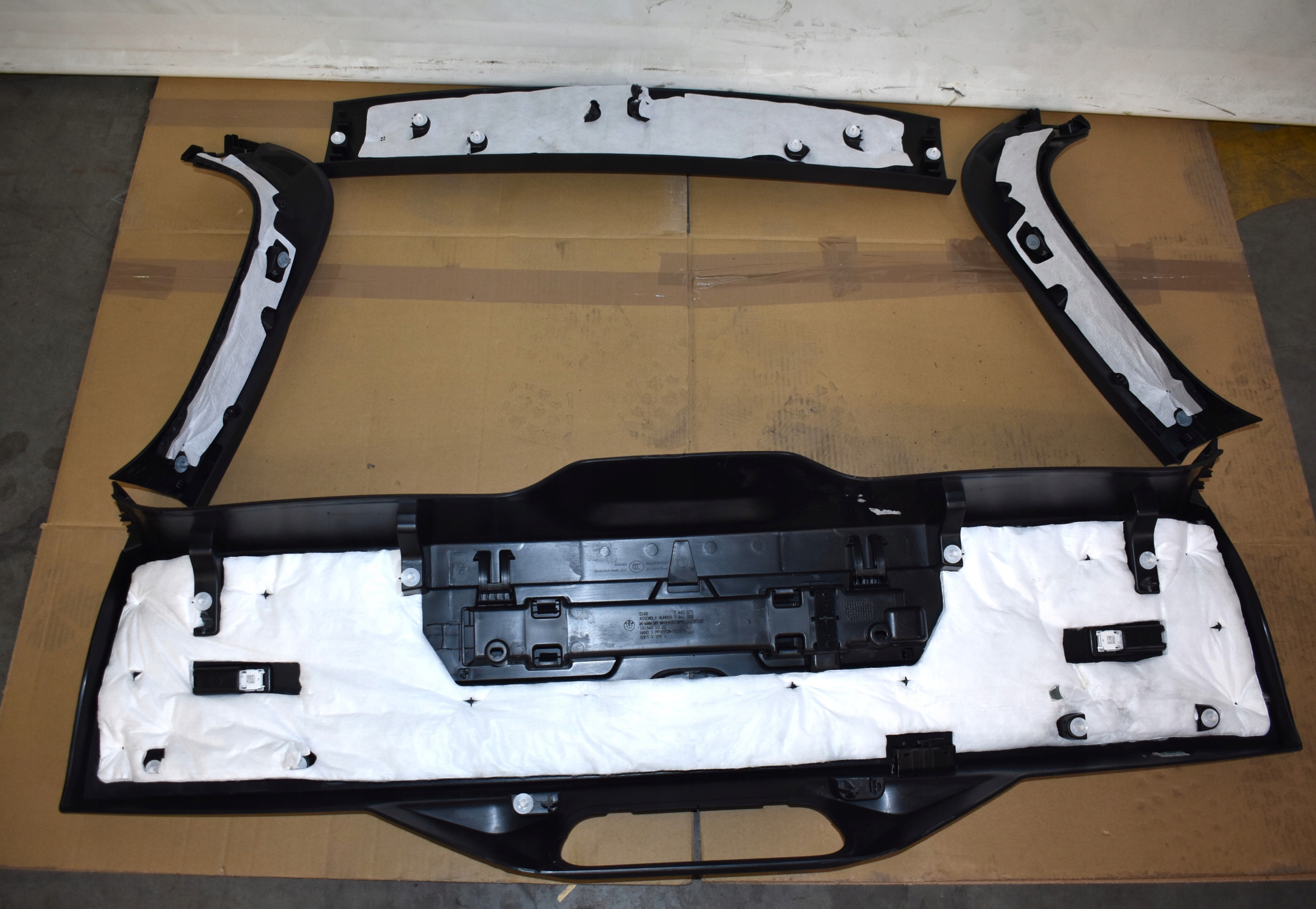 IDEALNA cover bonnet boot KOMPLET BMW G07 1