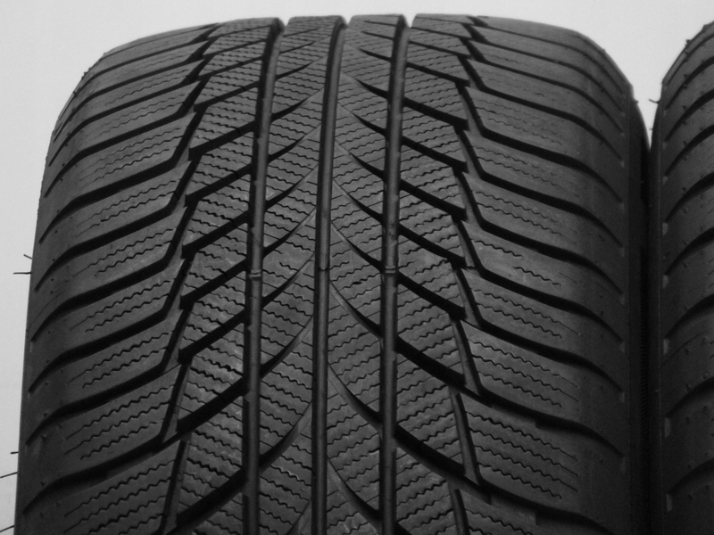 2Z 205/60R17 Bridgestone Blizzak LM001 * 93H 0919 7 Model Blizzak LM001