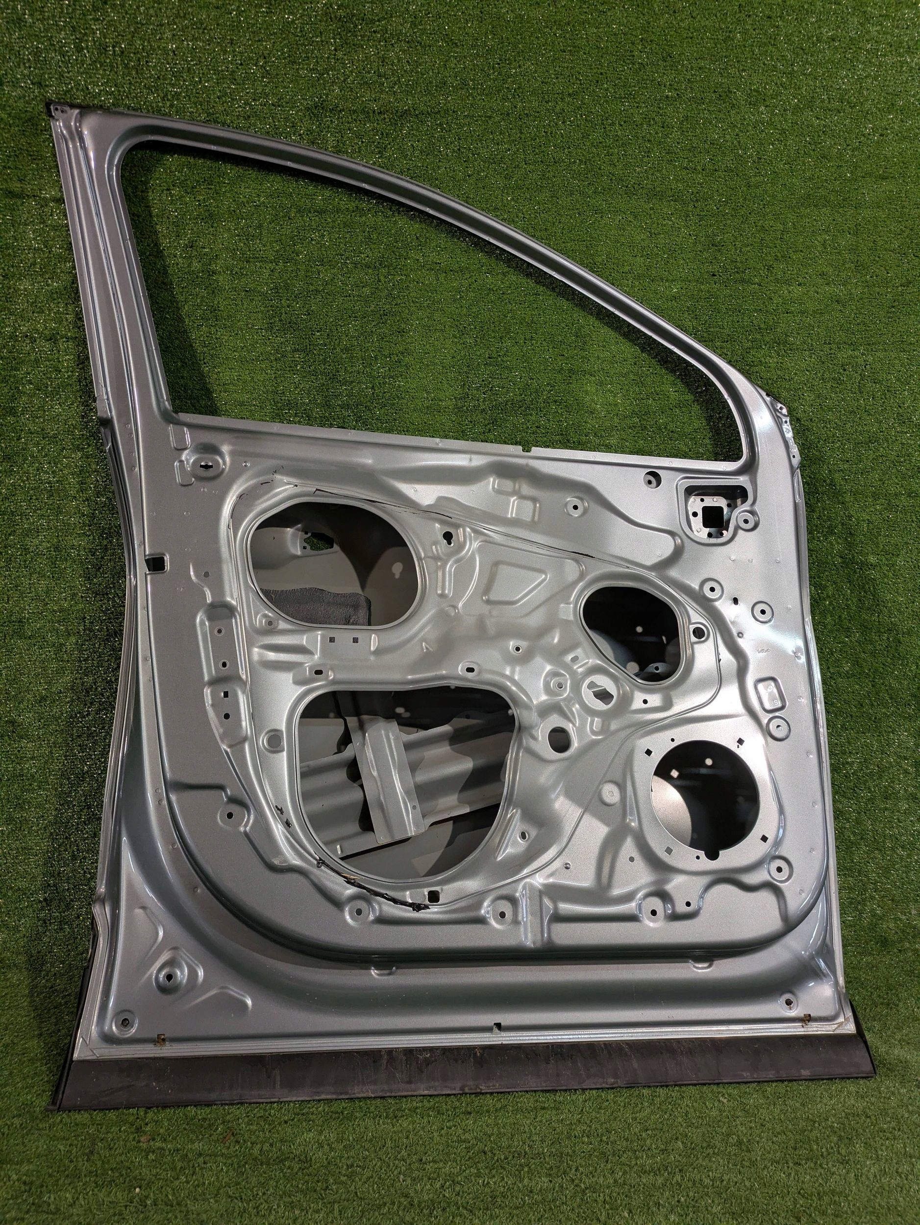 door front left left front KIA SPORTAGE V NR.4410