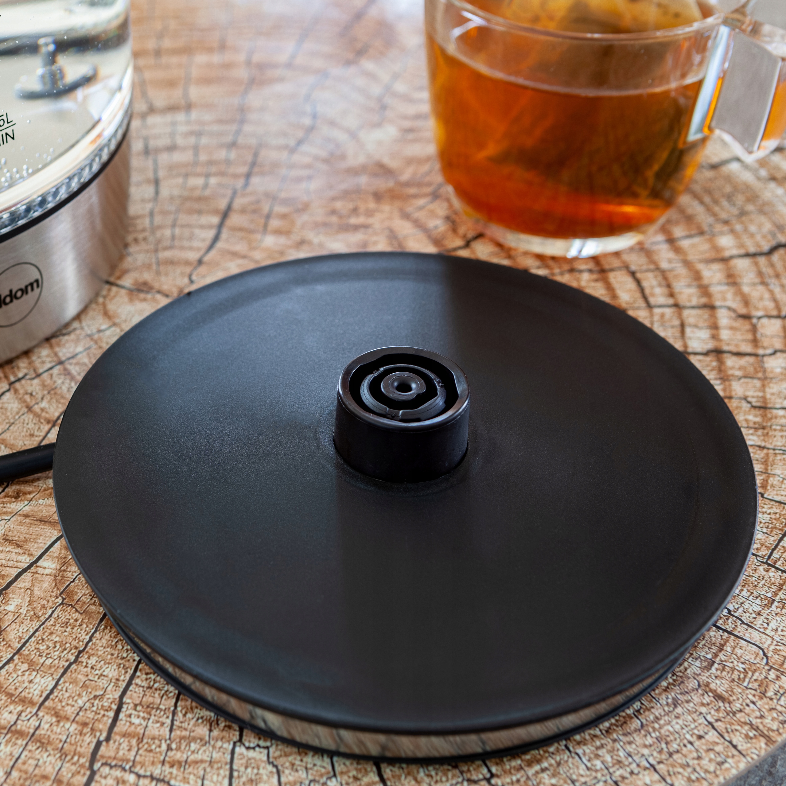 CZAJNIK ELEKTRYCZNY Z REGULACJĄ TEMPERATURY 1,8L Model Lux