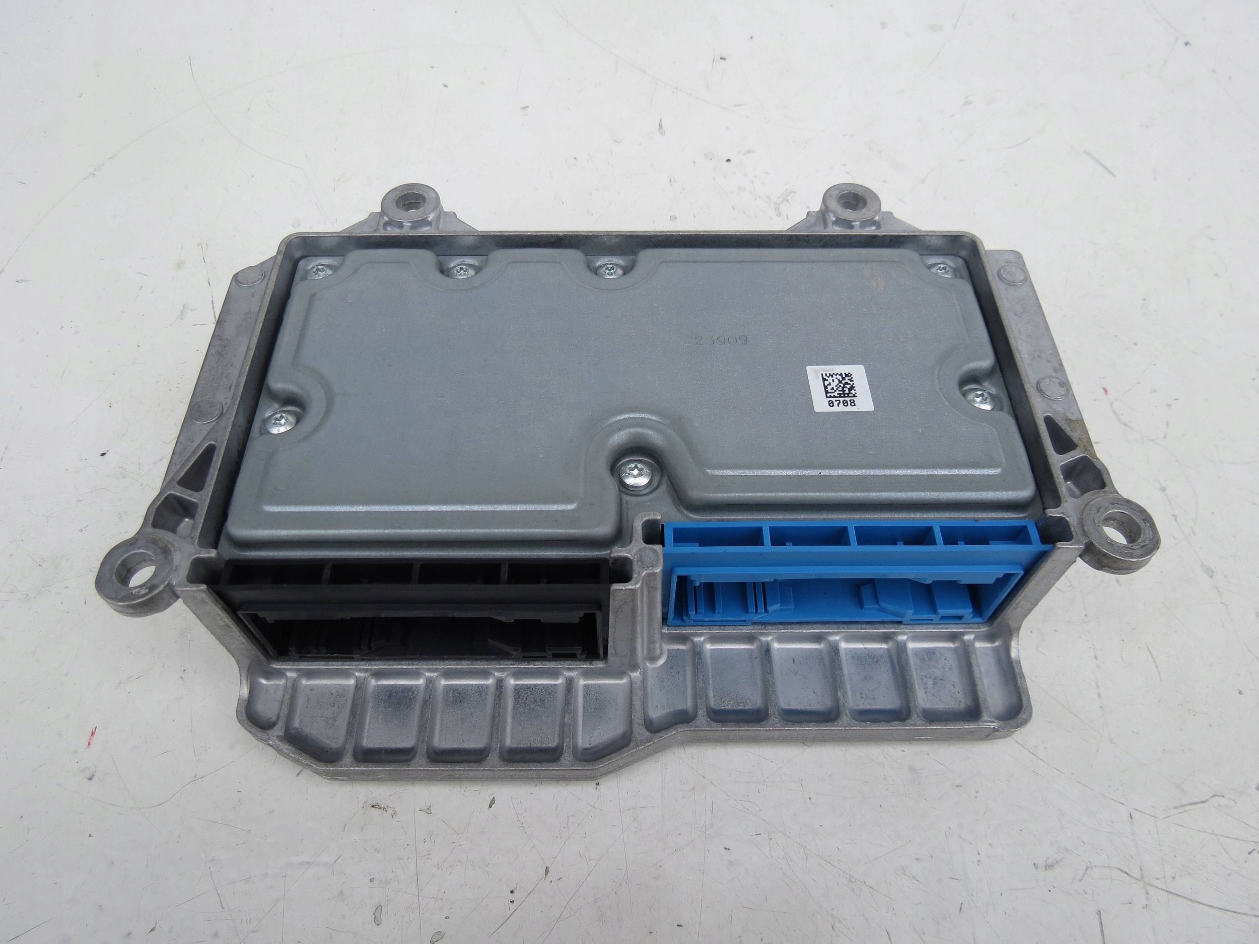 control unit module airbag VOLVO V70 lll 3.2 B R6 243 KM 0285010708 P31295741