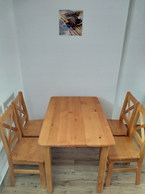 

Masywny stół 110x70 stolik kuchenny stoły Kolor