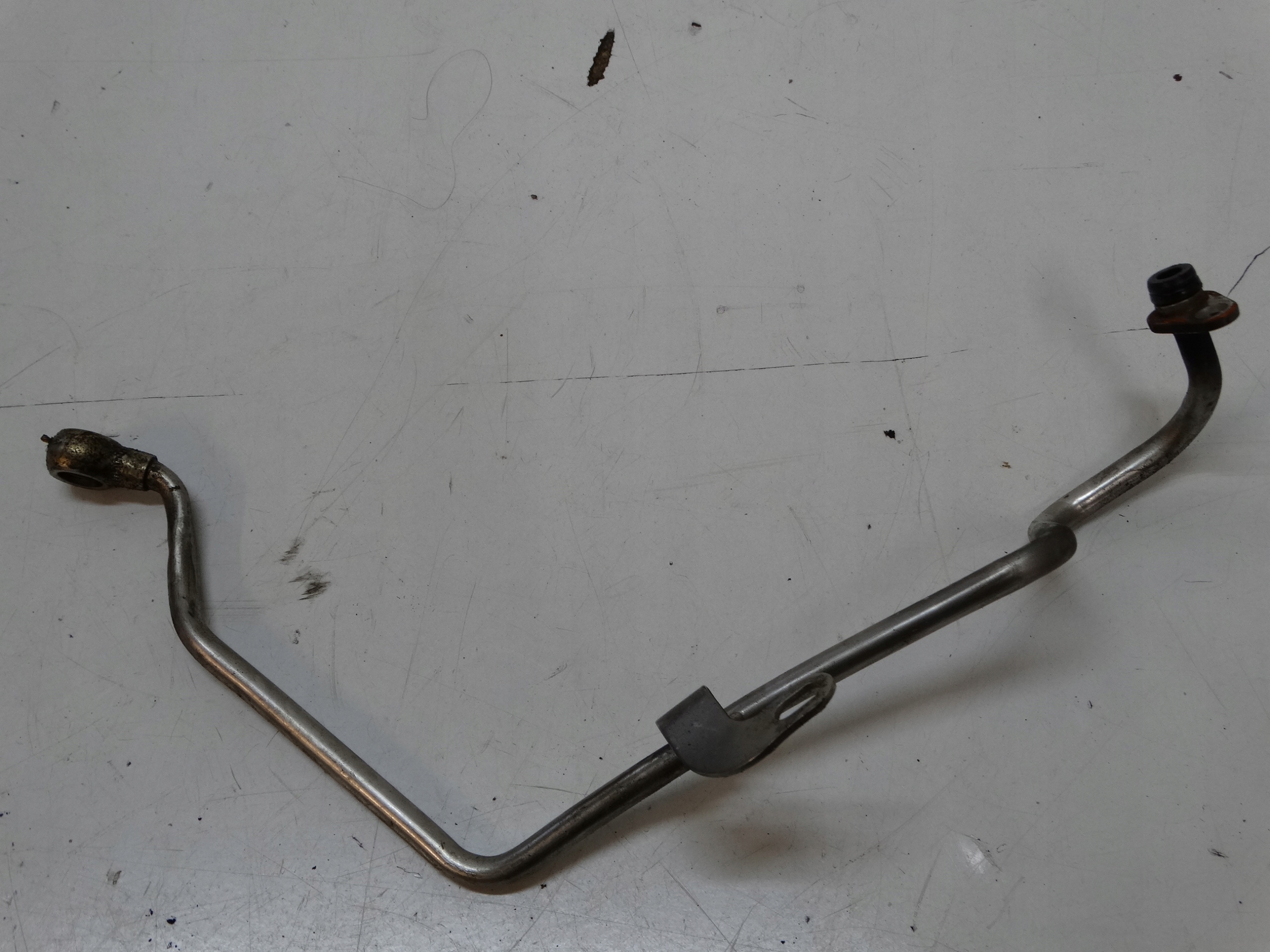 rohr SMAROWANIA turbo VW GOLF VI 03F145140E