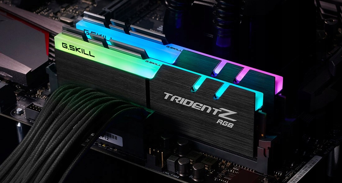 G.Skill Trident Z RGB 32GB (2×16GB) DDR4 3600MHz CL18 1.35V