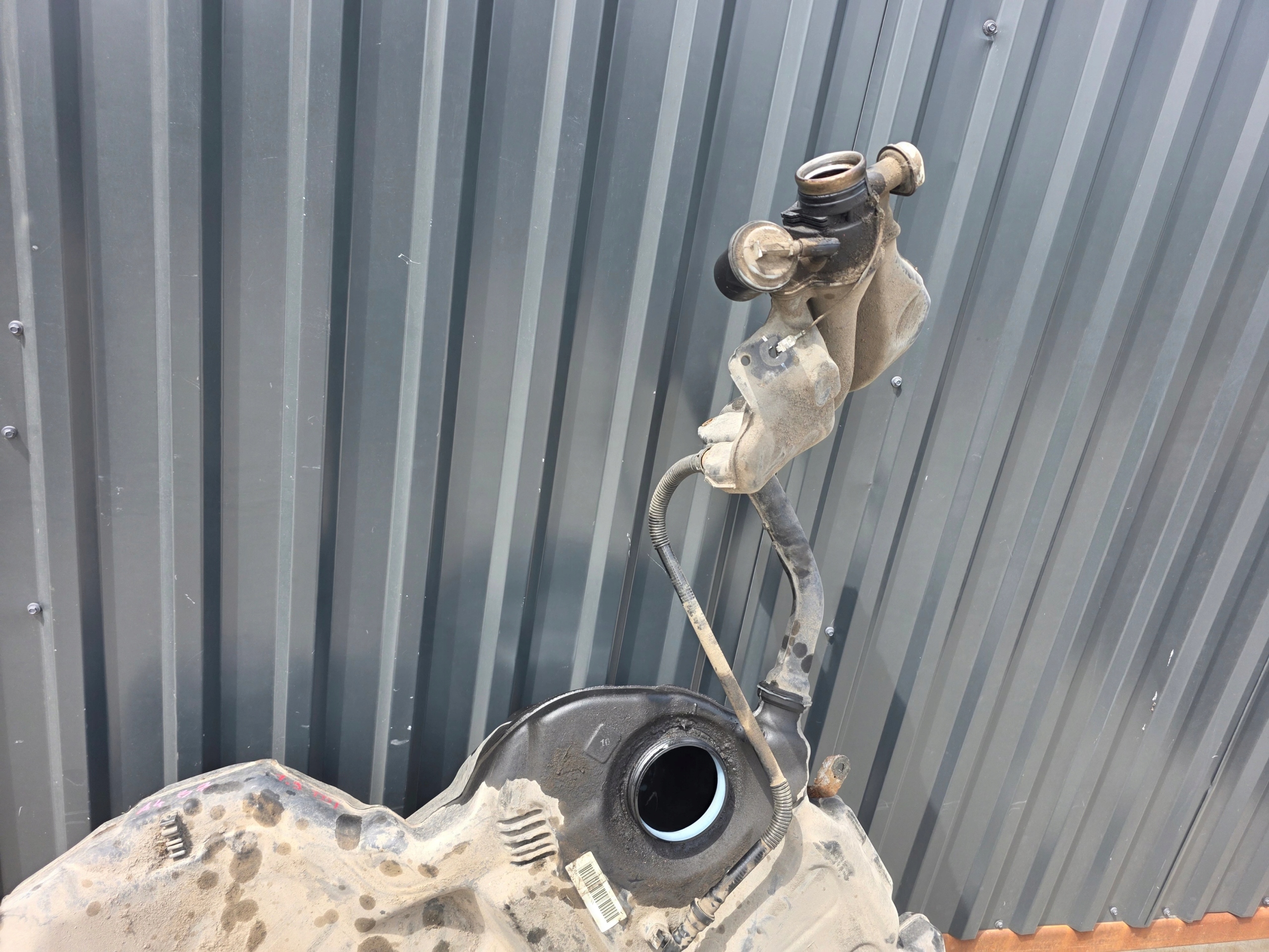 kraftstofftank tank AUDI A4 B7 1.9 2.0 TDI !!!