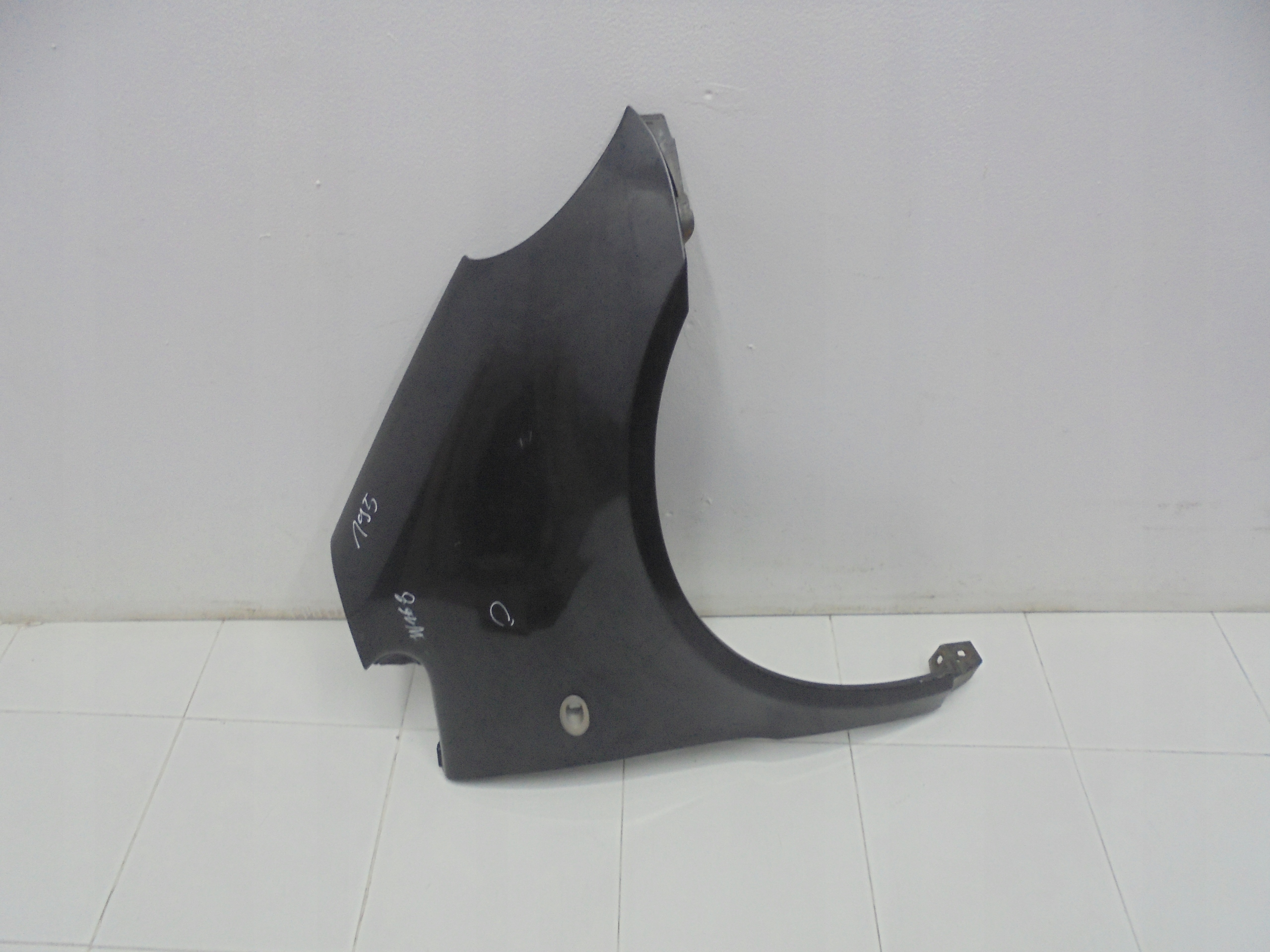 MERCEDES A KLASA W168 FENDER RIGHT FRONT 195