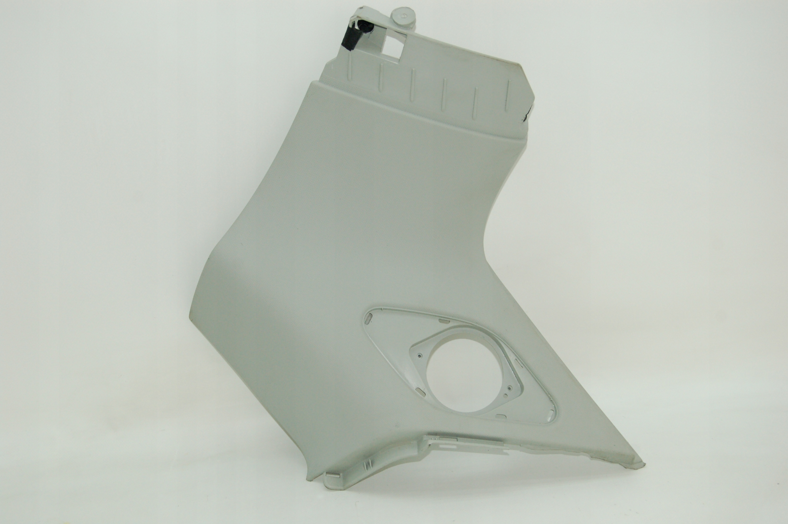 8R0 867 - Стойка потолка Audi Q5 8r0867246p