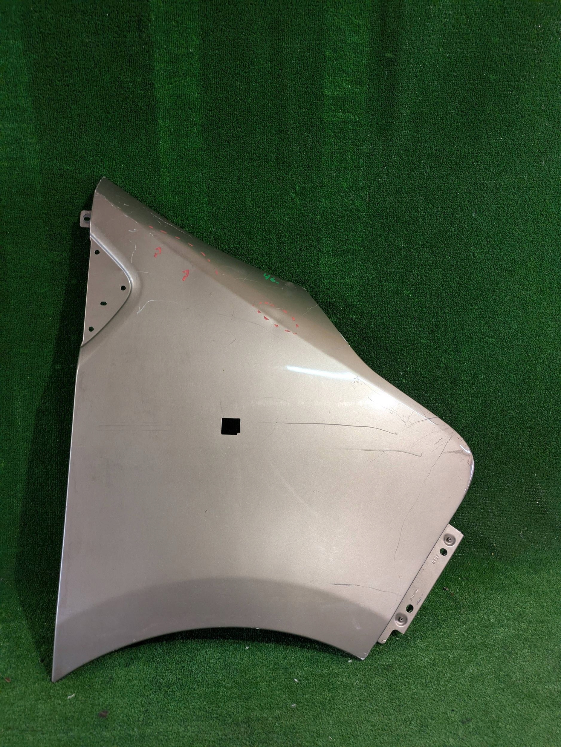 fender front right front RENAULT TRAFIC II VIVARO 14- NR.46