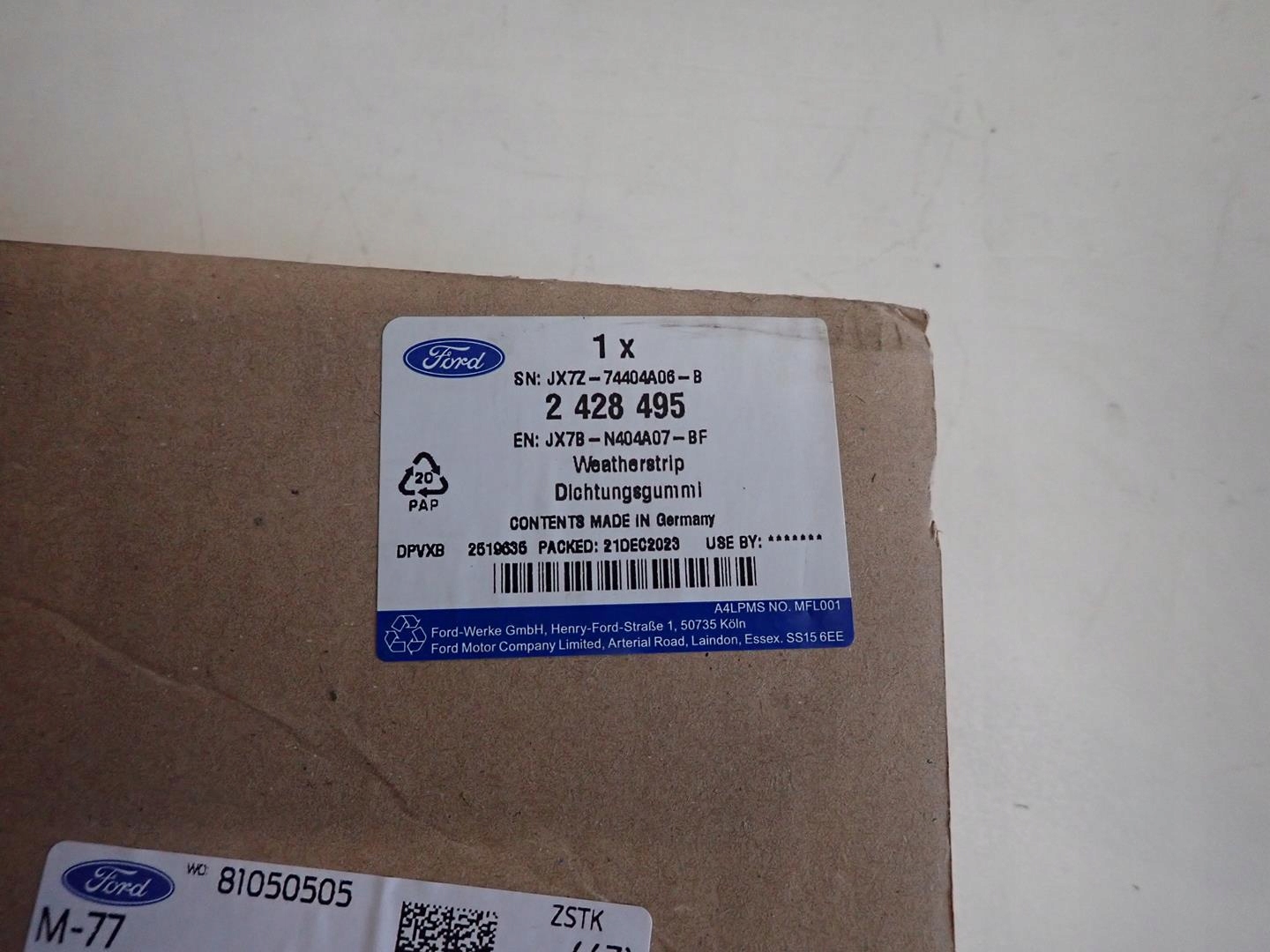 Joint du capot FORD FOCUS MK4 2018- JX7B-N404A07-BF