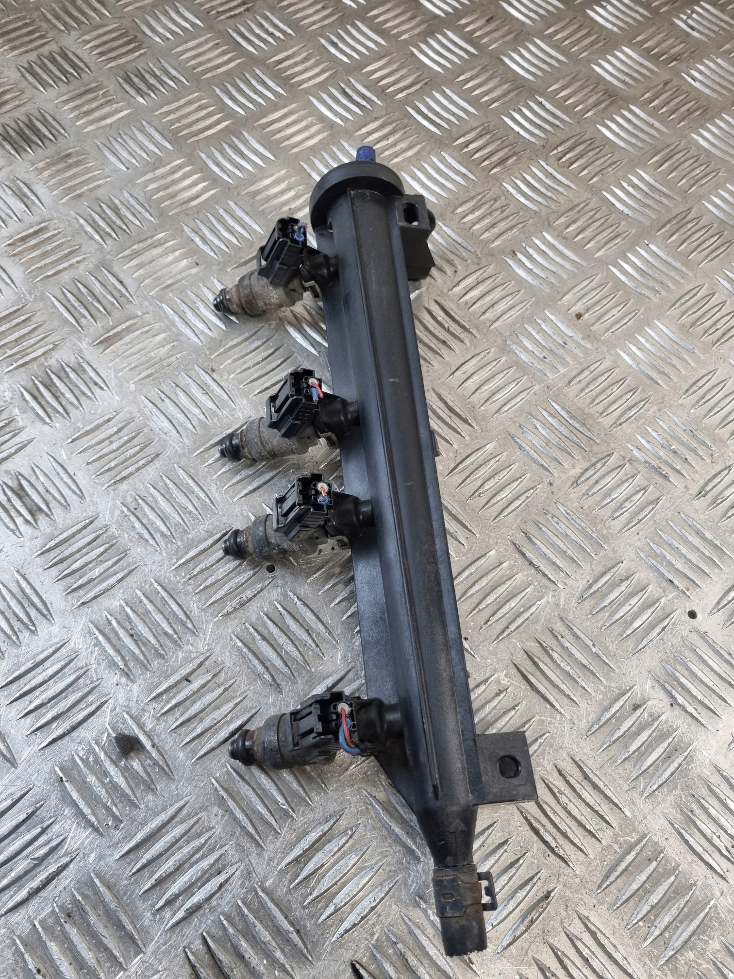 kraftstoffverteiler einspritzleiste SEAT ALTEA 1.6B