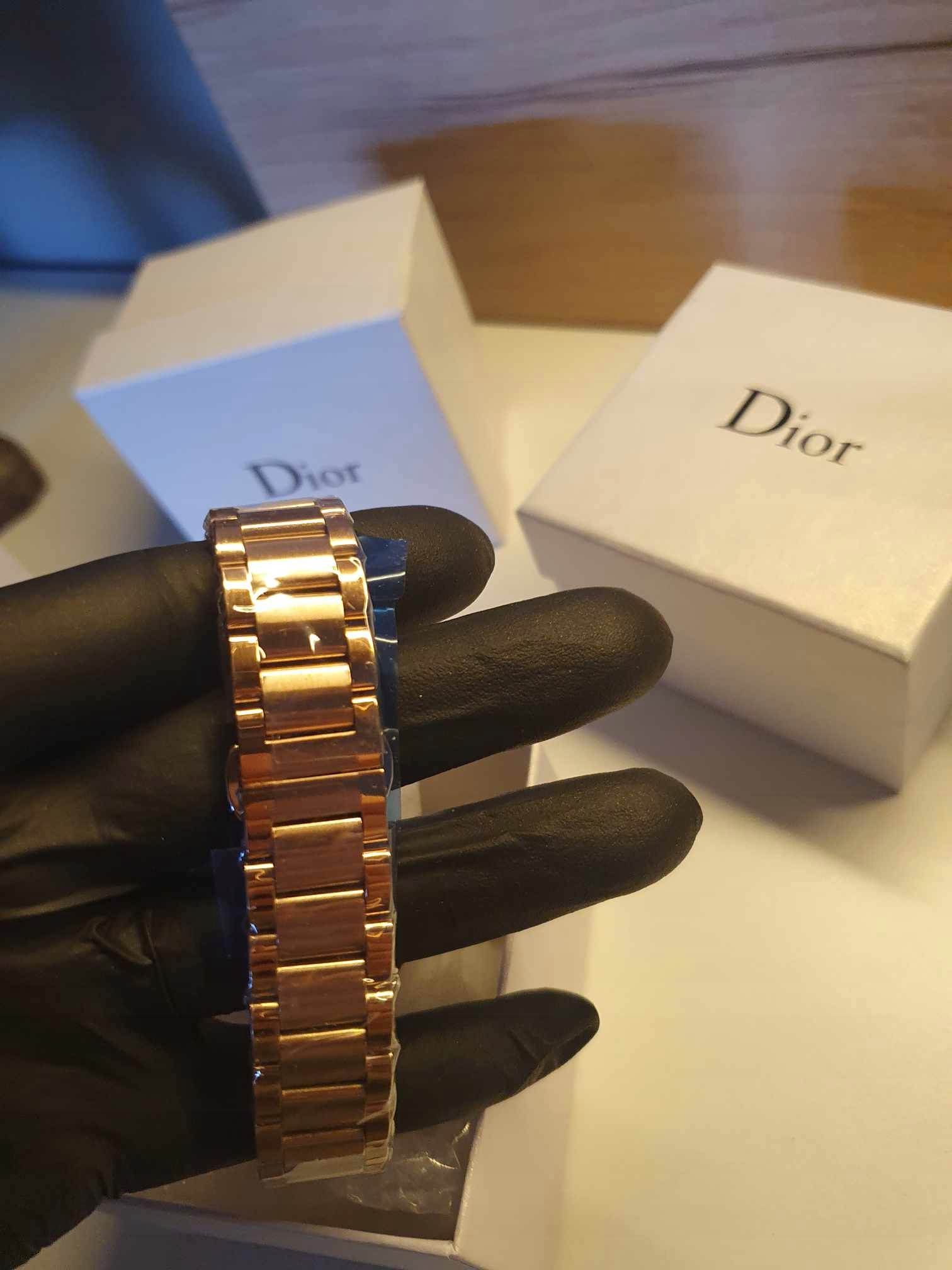 DAMSKI ZEGAREK - DIOOR PREMIUM 1 ZŁOTY Model DIOOR premium 1