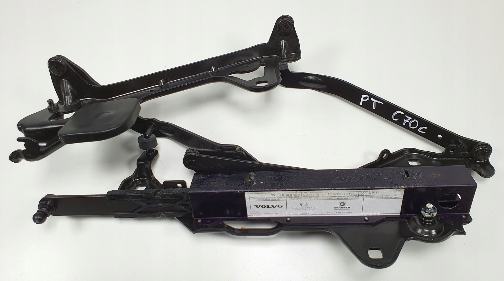 ZAWIAS DACHU LEWY VOLVO C70 II CABRIO 09466636