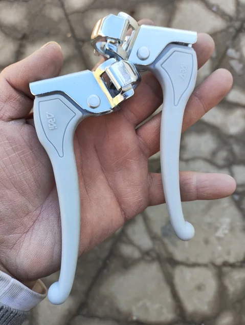 Bicycle brake handle internal variable speed bicycle brake internal 3 speed