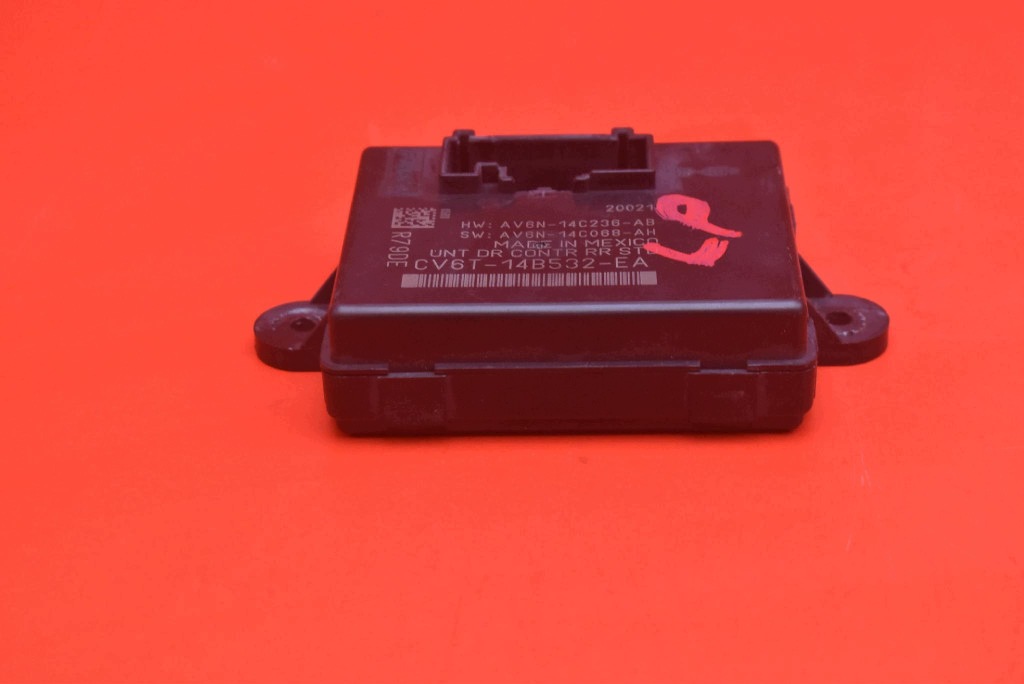 unité de commande électronique uce module portière gauche avant AV6N-14C236-AB FORD ESCAPE MK3 KUGA MK2