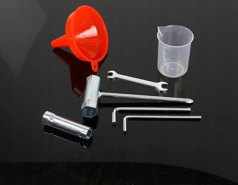 WIERTNICA GLEBOWA DO GLEBY ŚWIDER SPALINOWY 4-SÓW Maksymalna liczba obrotów 6000 obr./min