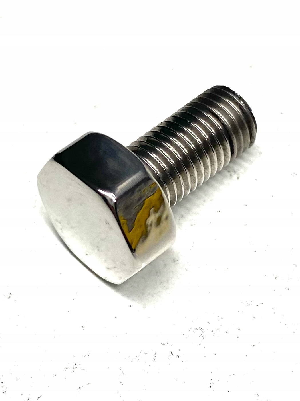 

Śruba nierdzewna polerowana M8x1 na klucz 14