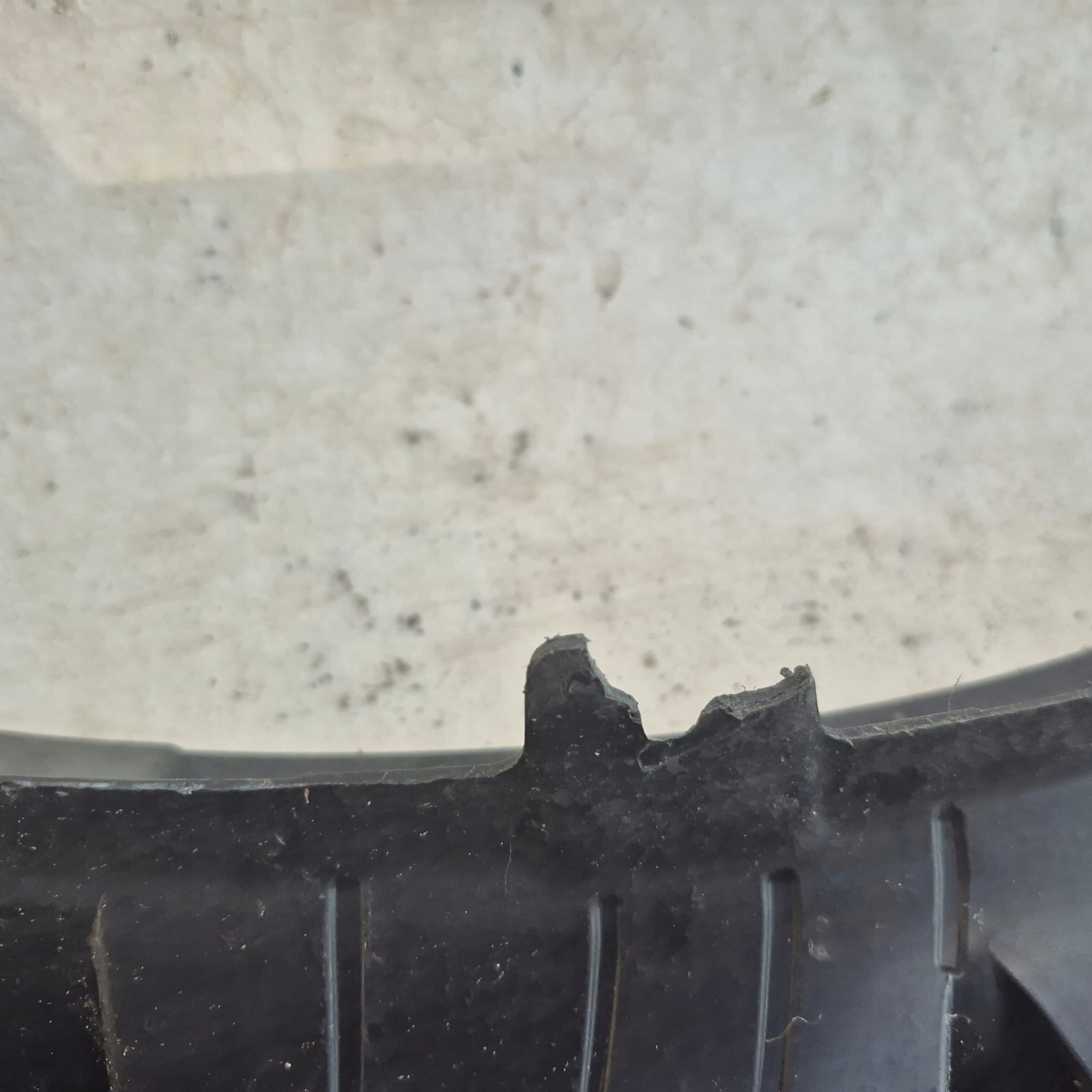 BMW G29 Z4 18- intake air drain right