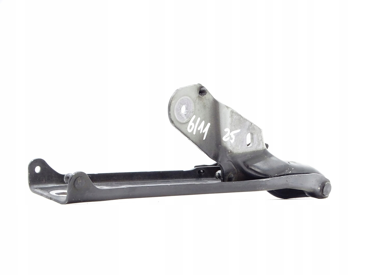 hinge bracket bonnets POKRYWY of the engine right front AUDI A8 D4 4H 4H0823302D