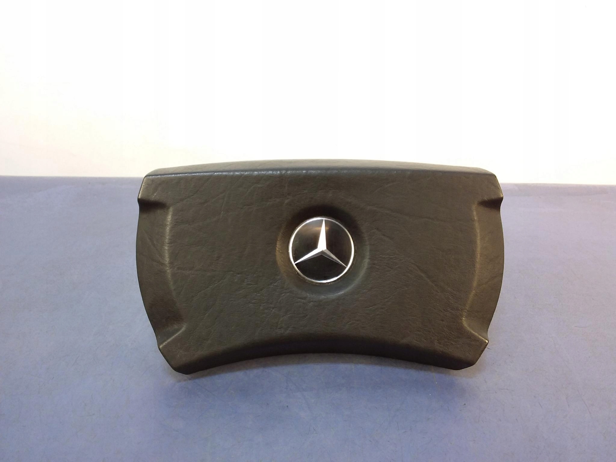 MERCEDES 190 W201 LIFT торцевая крышка Рог 1244640387