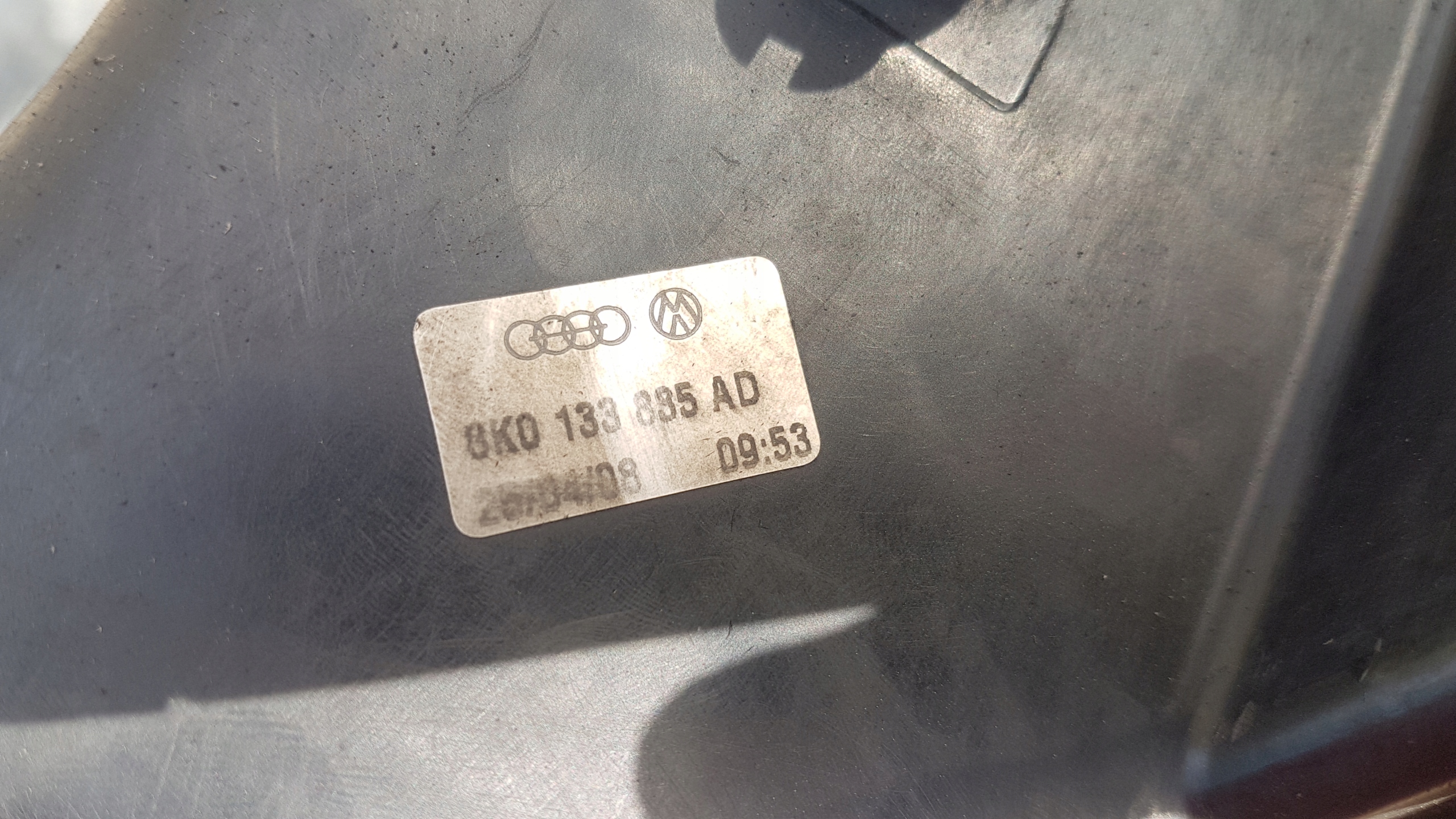 Gehäuse filter AUDI A4 B8 A5 8T 8K0133885AD