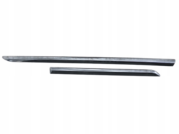 942304 - Накладка правой двери CITROEN C4 II