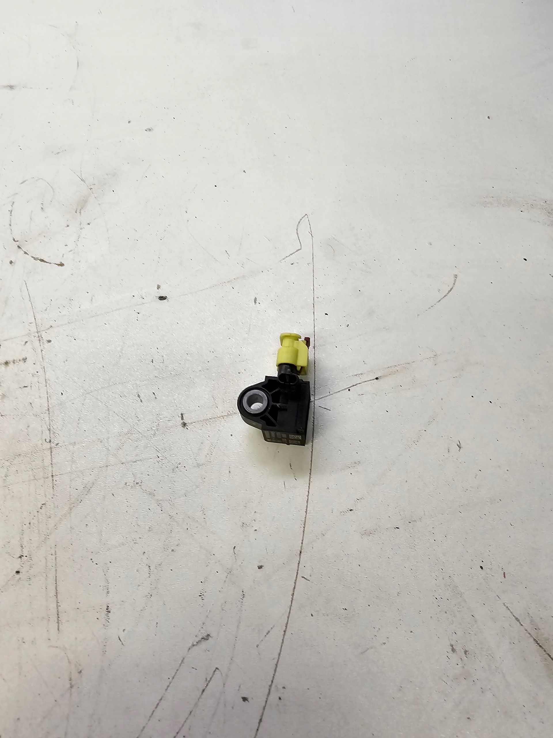 impact sensor front AUDI A3 8V 5Q0959651B