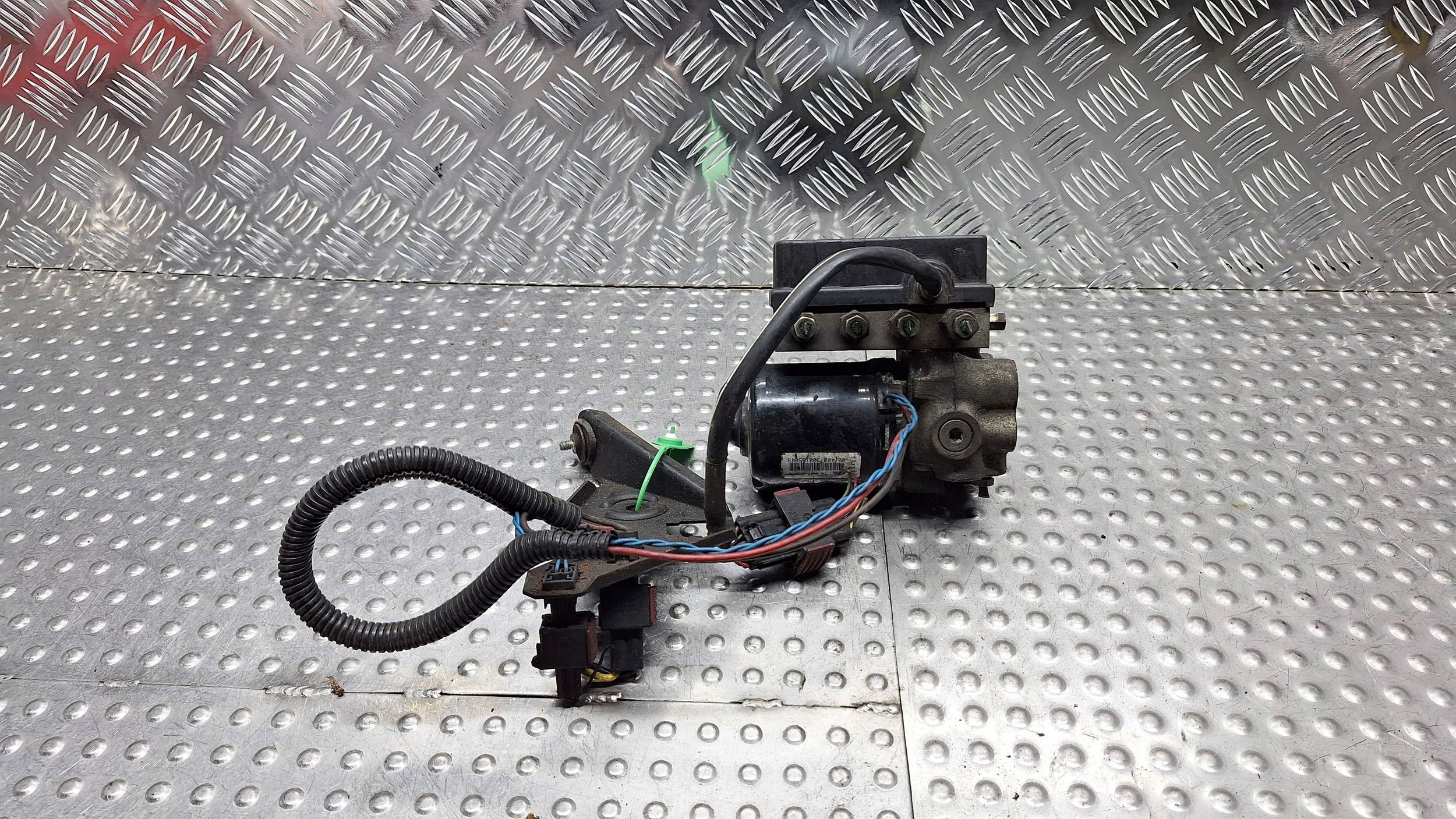 pump control unit ABS 10.0447-0730.3 10.0501-8791.3 SAAB 9000