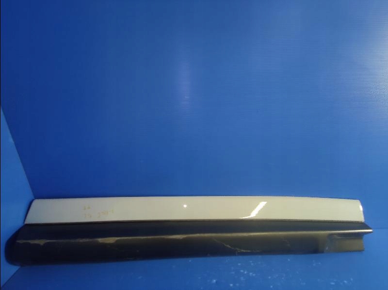 JAGUAR F-PACE SVR Kk8m-21064-AEW НАКЛАДКА ДВЕРІ ПЕРЕДНЯ ПЕРЕД ПРАВА