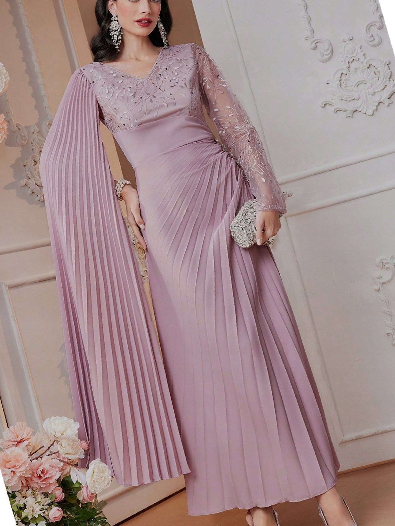 Šaty s pelerínovými rukávy Plisovaná koktejlová se zirkony XL