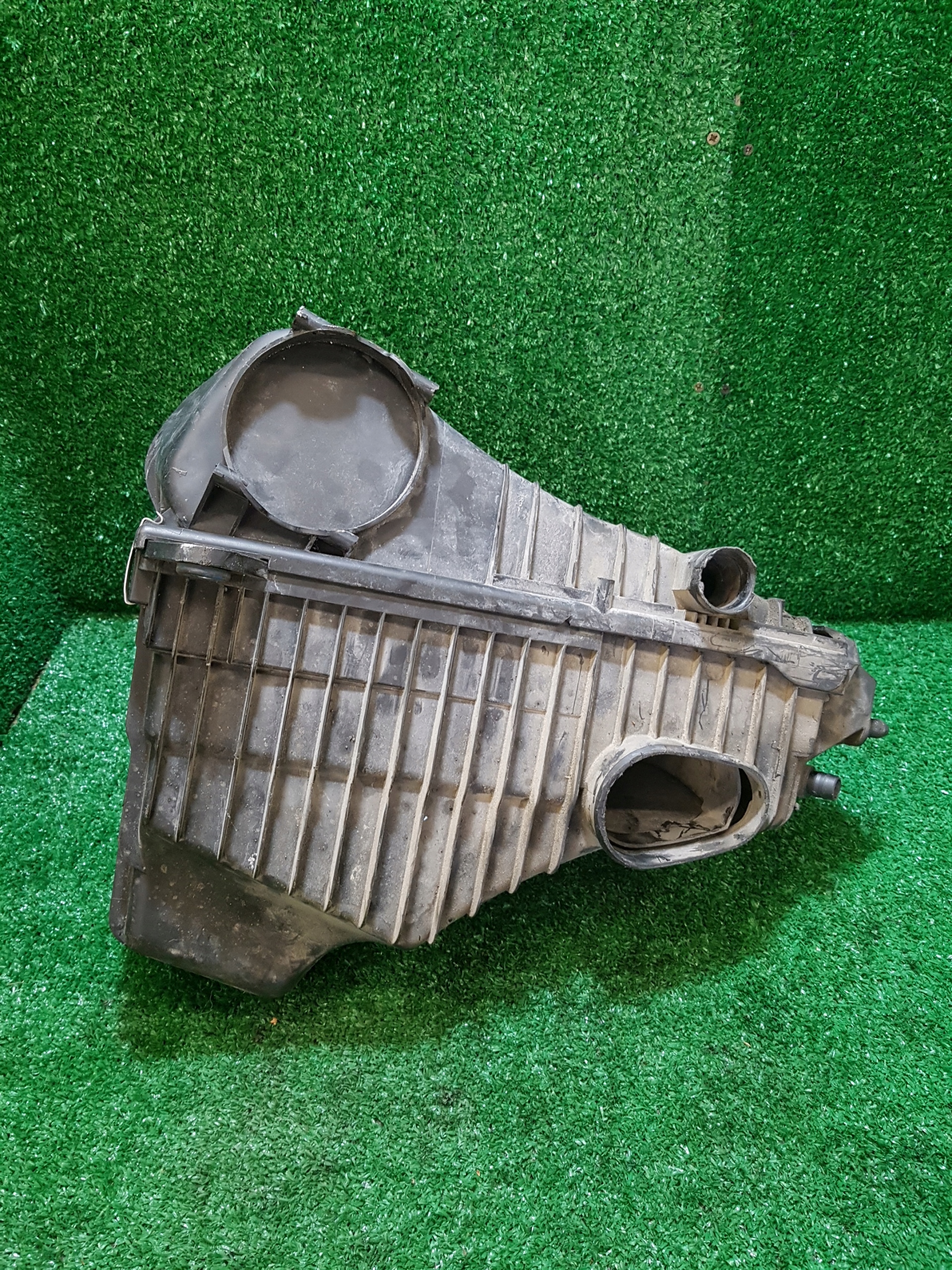 Boîte a filtre AUDI Q7 7L6129601AJ 4.2TDI