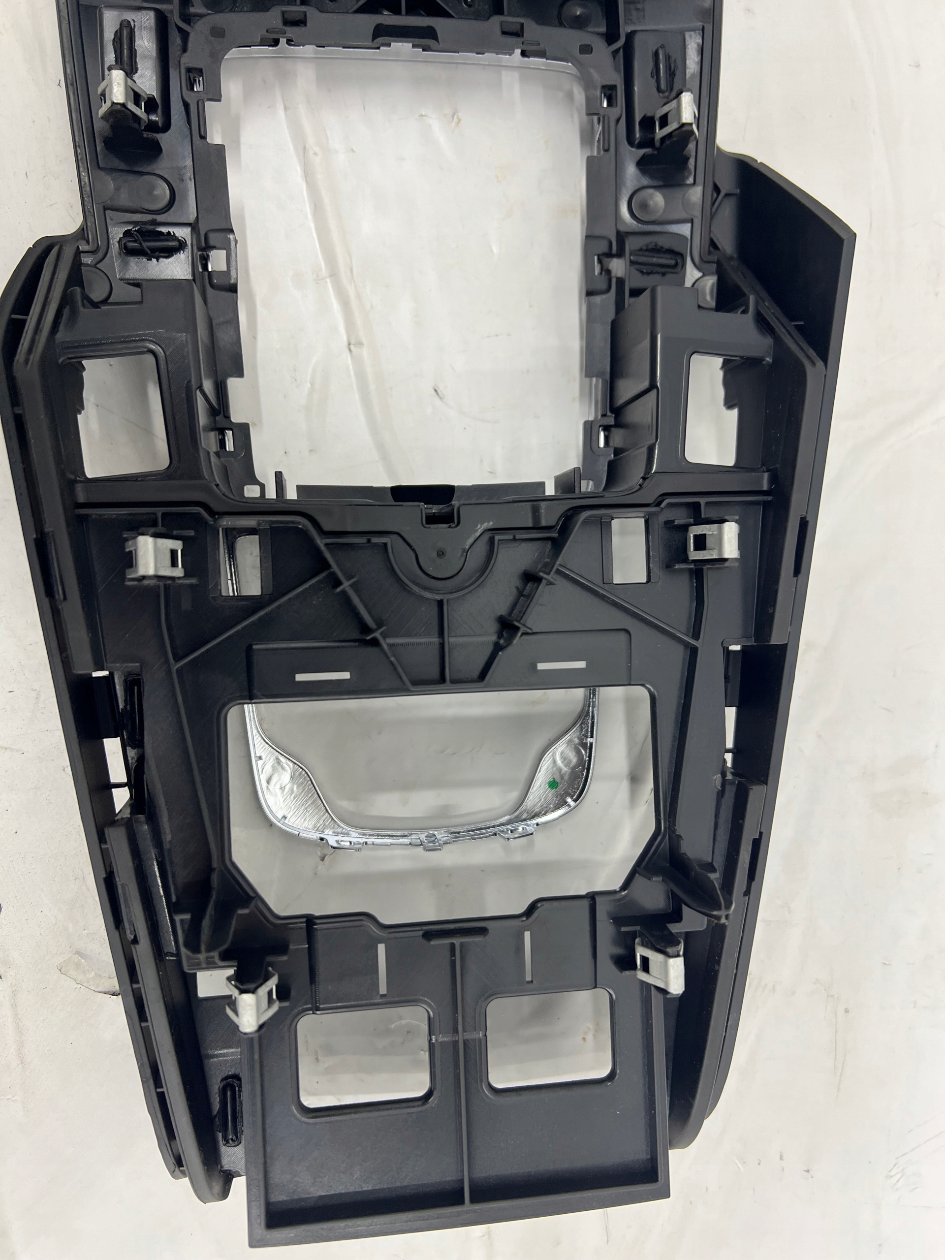 AUDI A3 8V control panel MMI TUNEL CUPHOLDER 8v1864261c